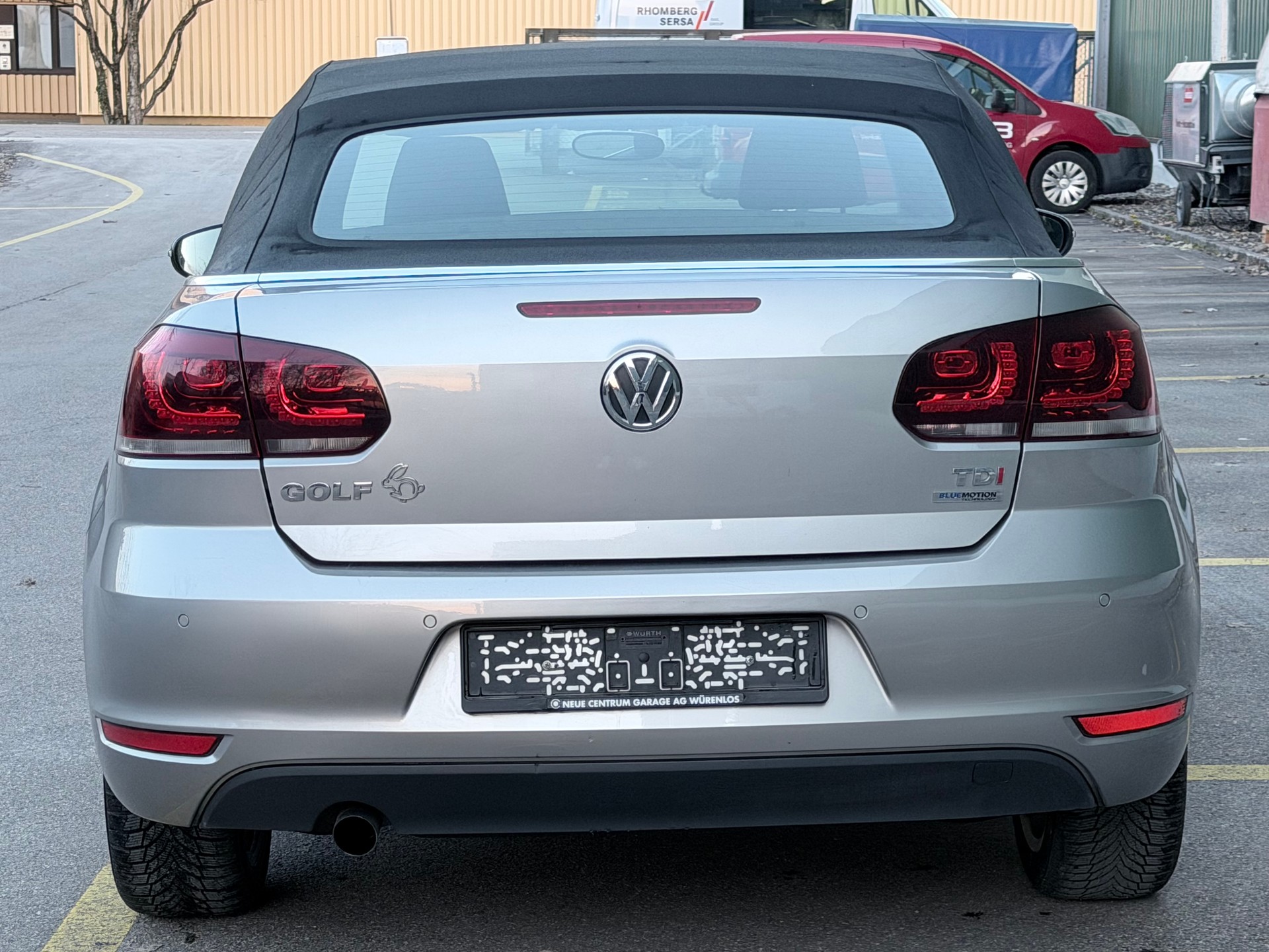 VW Golf Cabrio 1.6 TDI BMT-image-5