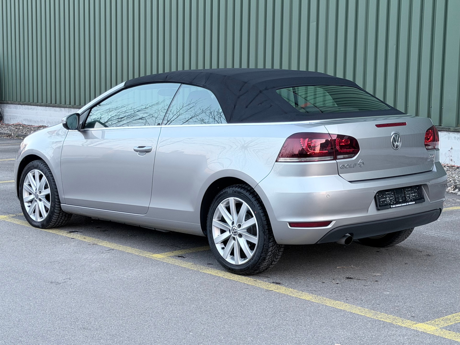 VW Golf Cabrio 1.6 TDI BMT-image-6