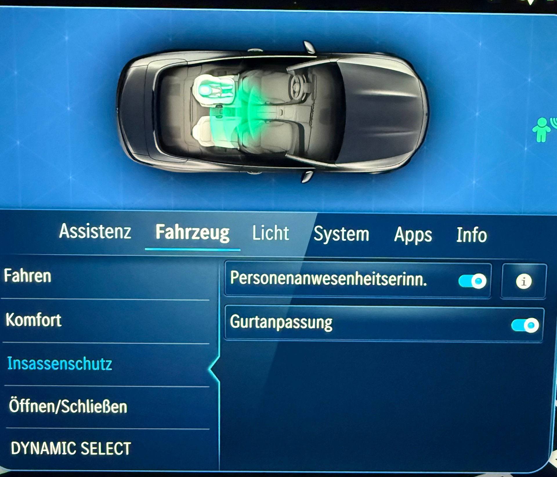 MERCEDES-BENZ CLE 200 AMG Line Cabrio 4M 9G-Tronic-image-15