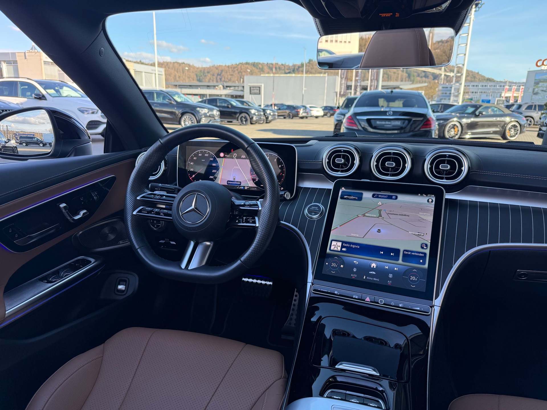 MERCEDES-BENZ CLE 200 AMG Line Cabrio 4M 9G-Tronic-image-6