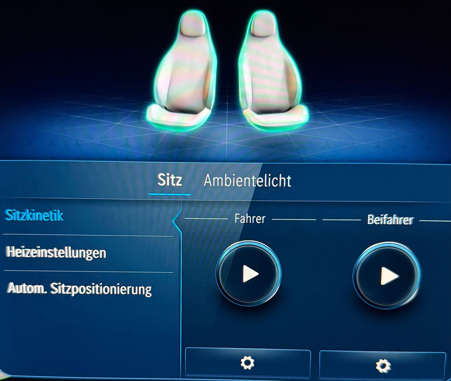 MERCEDES-BENZ CLE 200 AMG Line Cabrio 4M 9G-Tronic-image-19