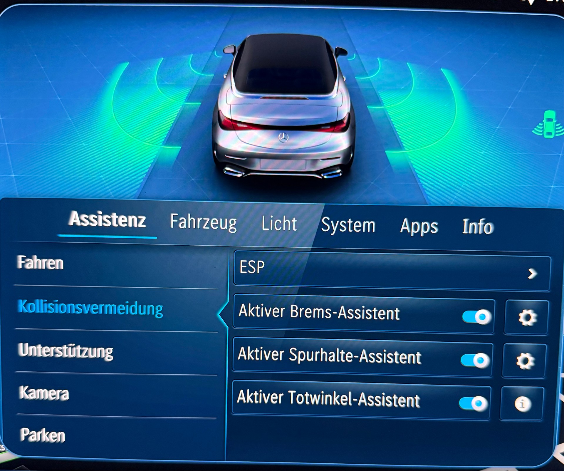 MERCEDES-BENZ CLE 200 AMG Line Cabrio 4M 9G-Tronic-image-13