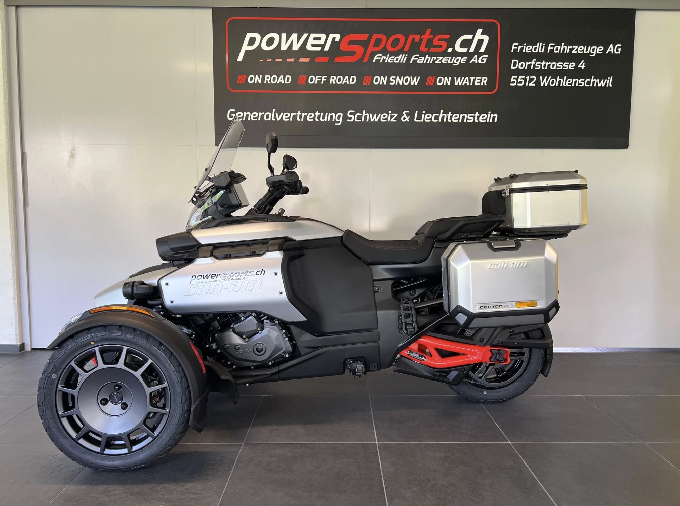 CAN-AM Canyon XT-image-3