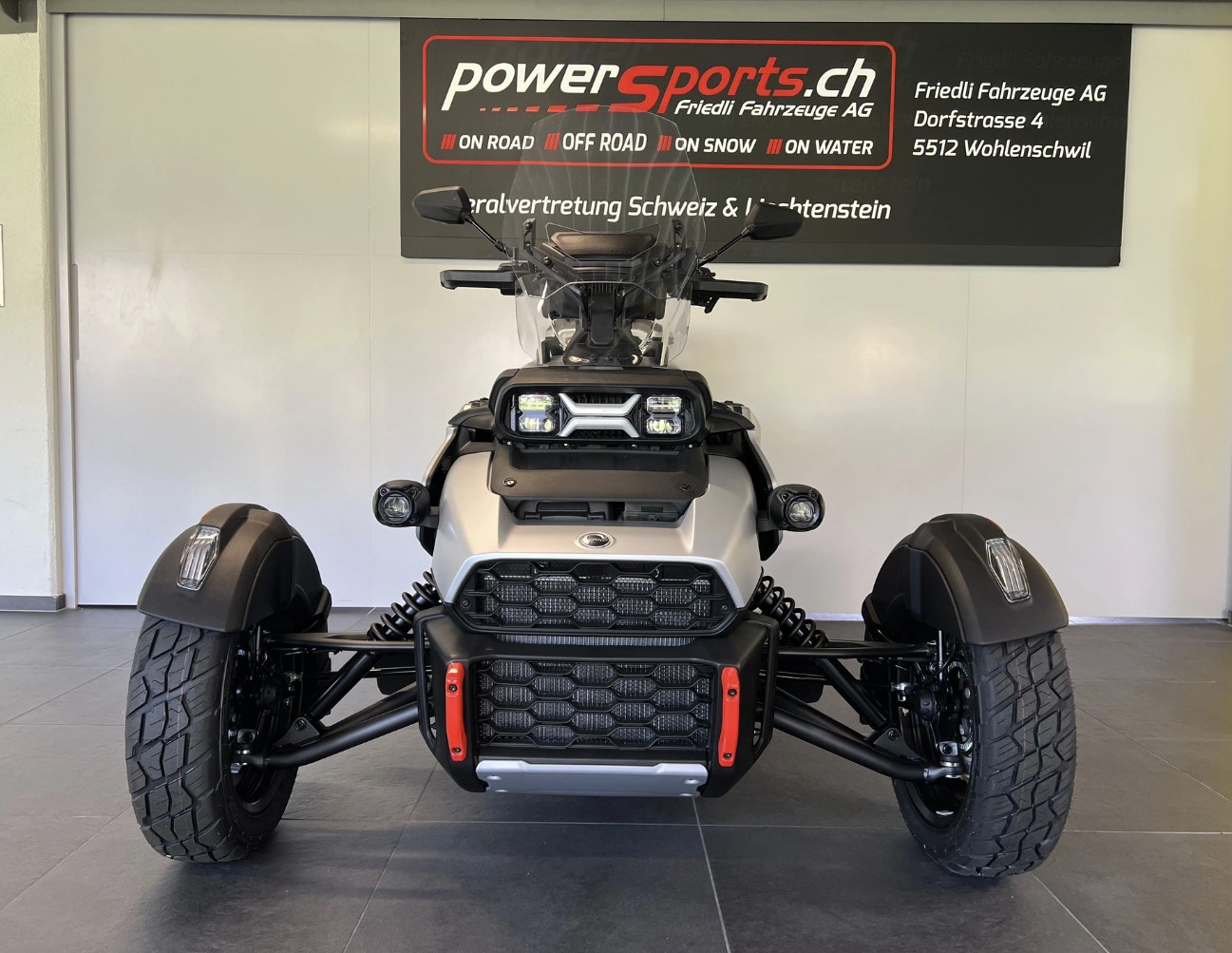 CAN-AM Canyon XT-image-1