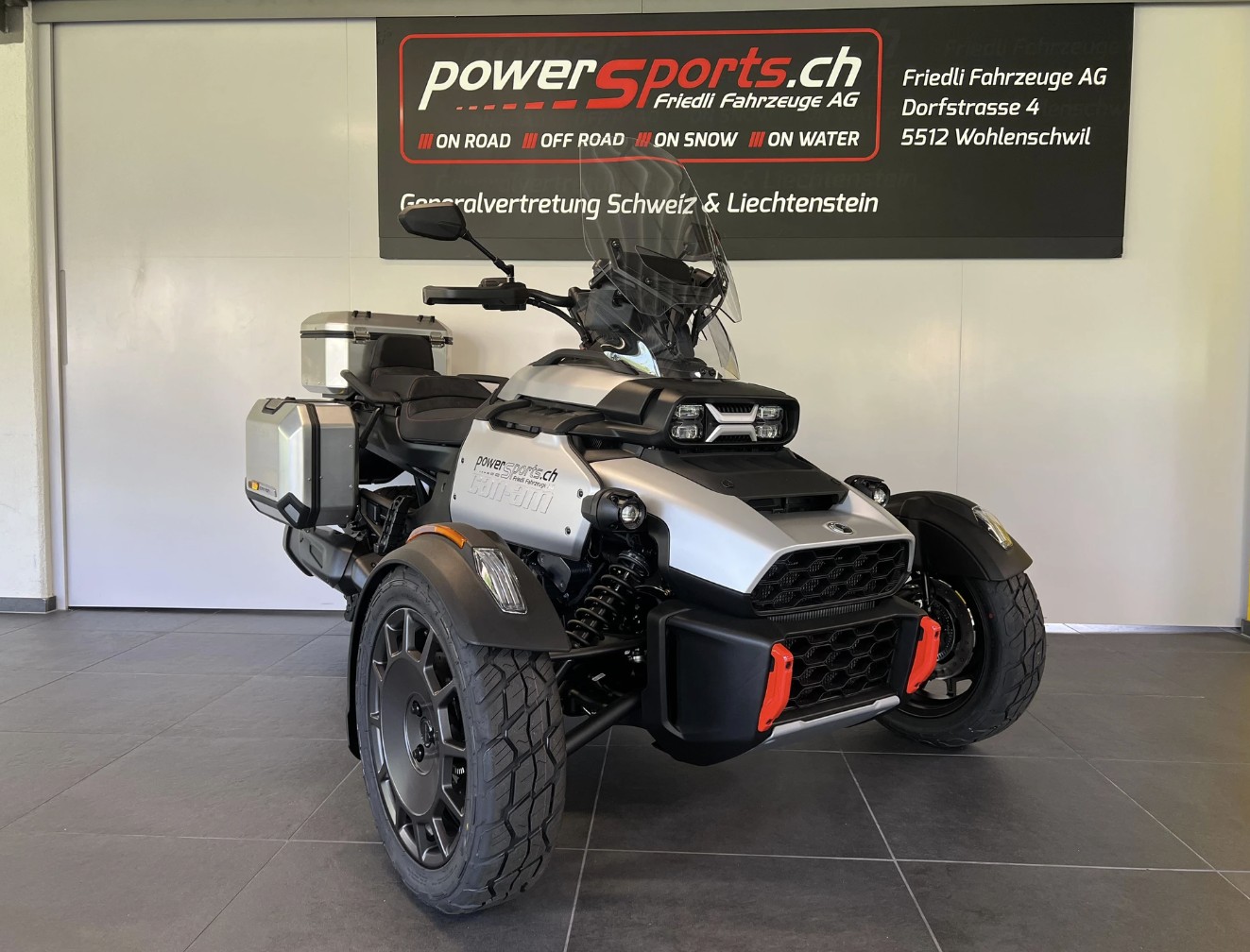CAN-AM Canyon XT-image-0