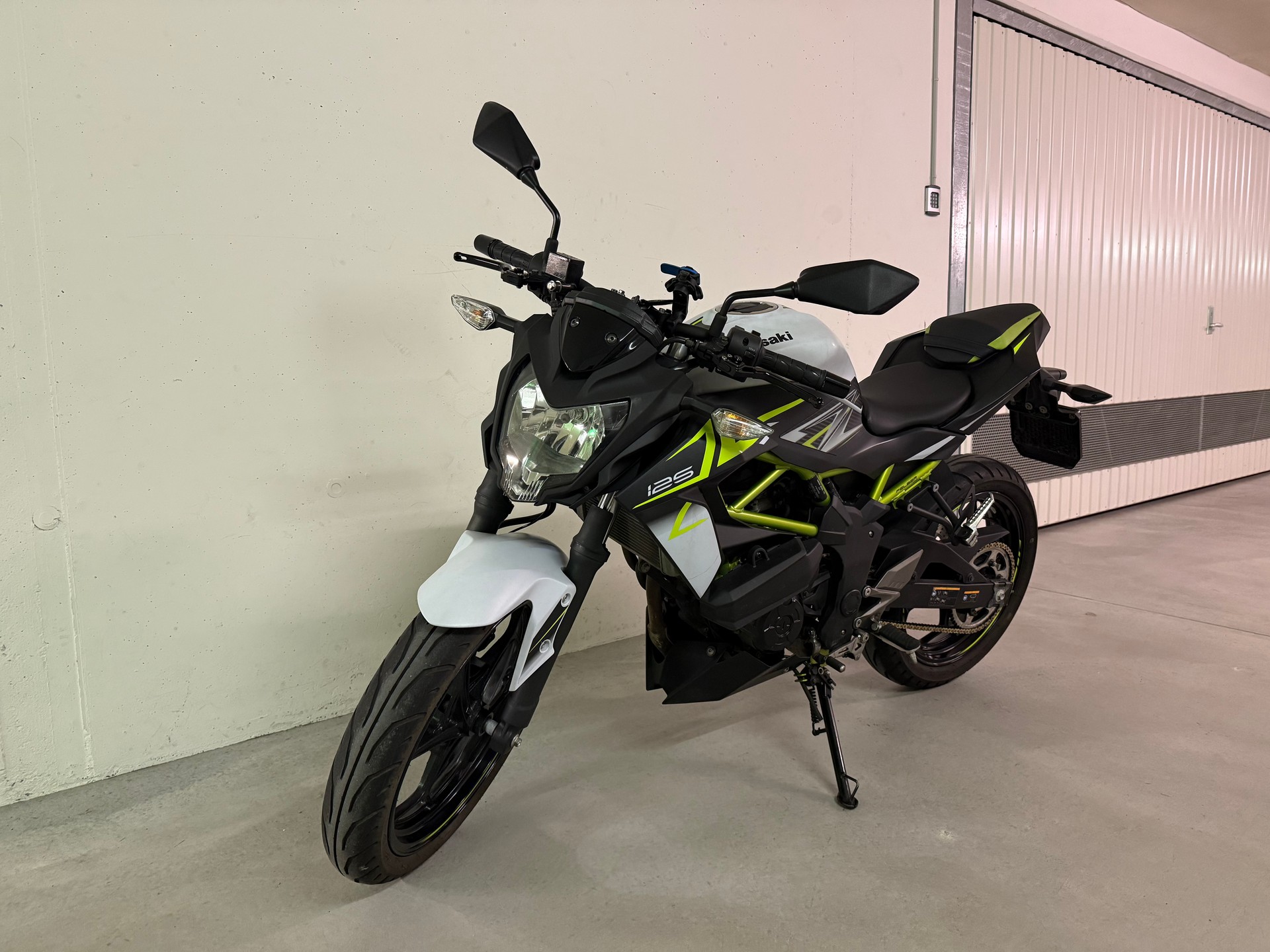 KAWASAKI Z 125-image-0