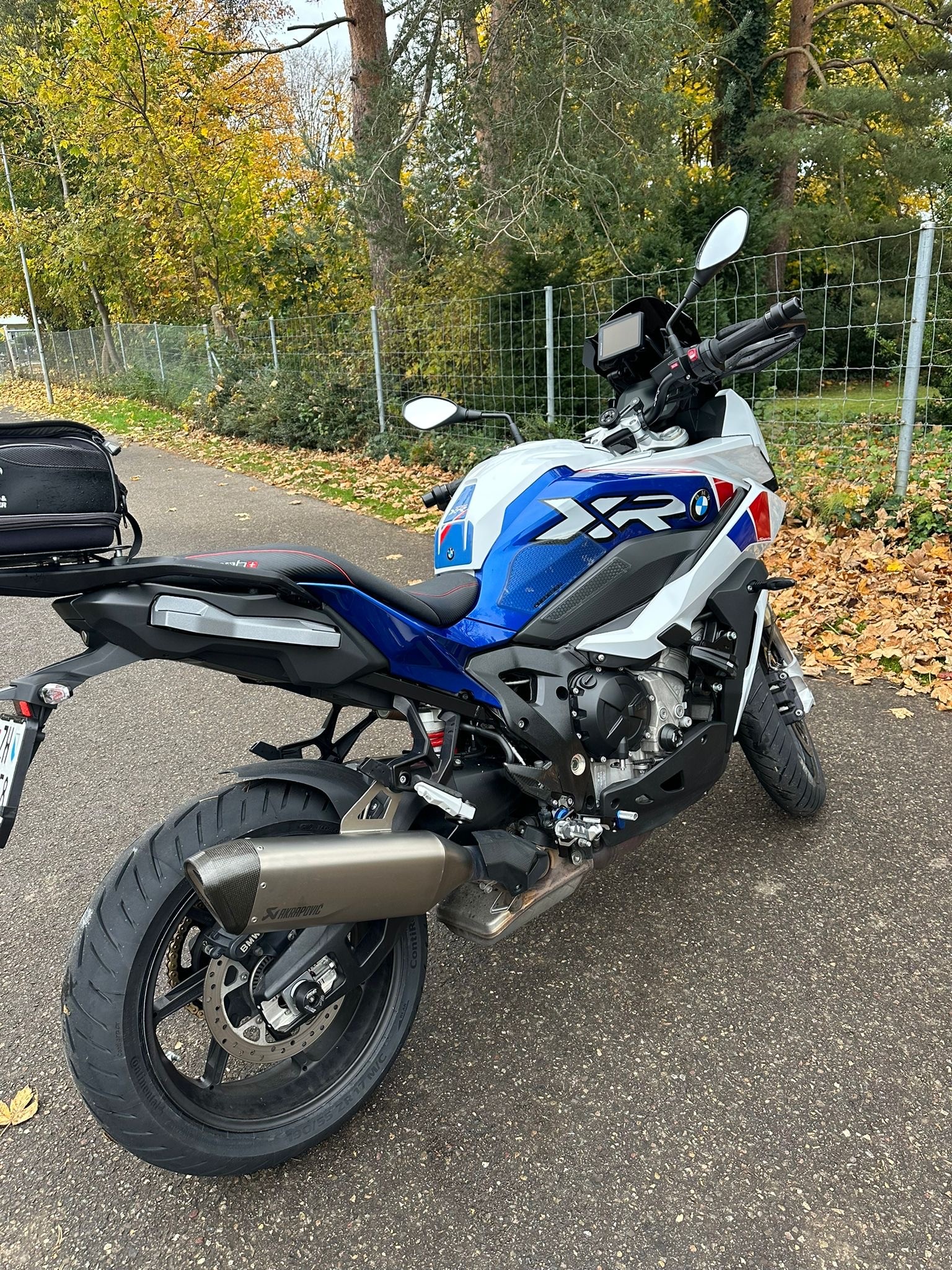 BMW S 1000 XR ABS-image-4
