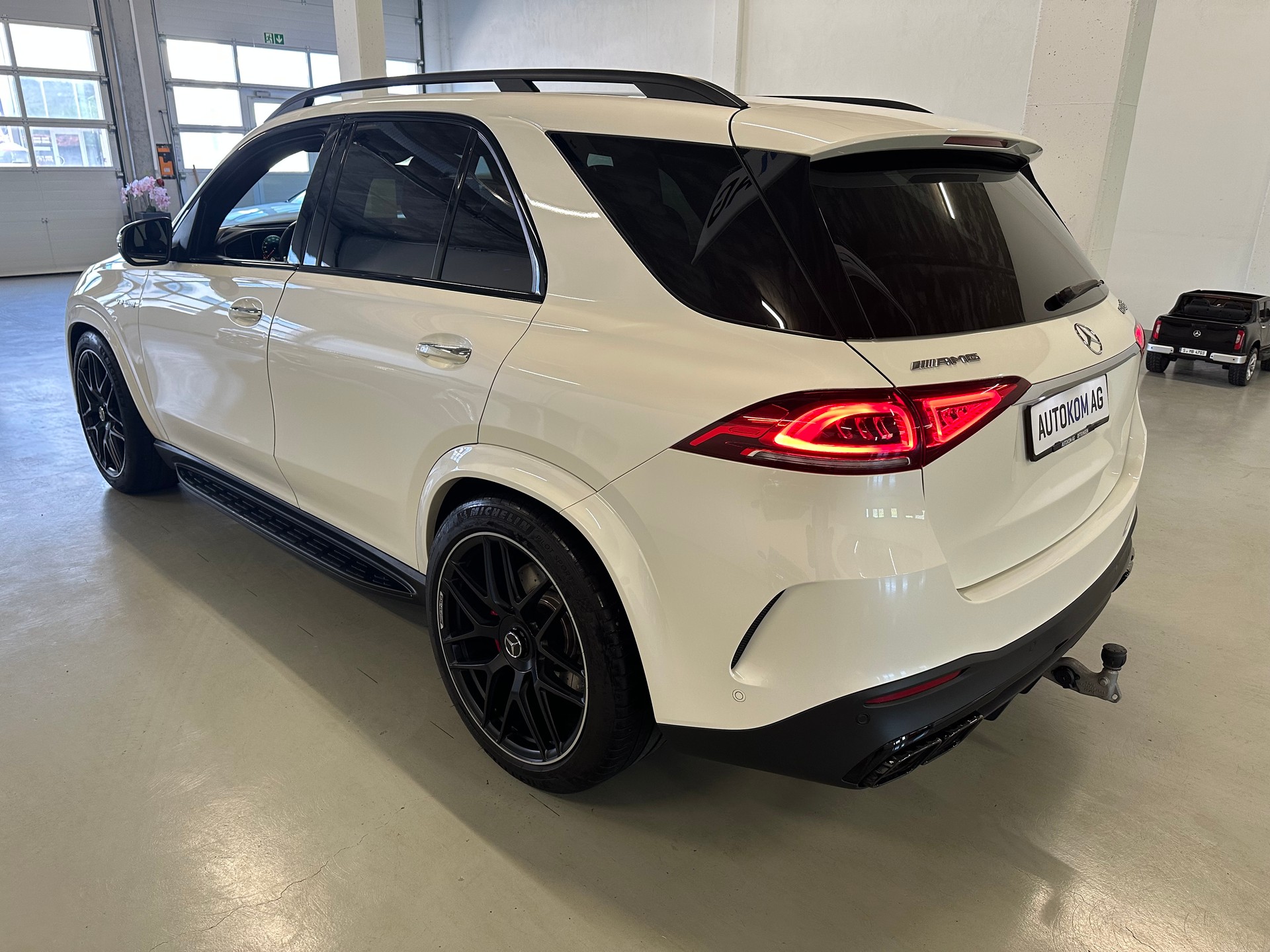 MERCEDES-BENZ GLE 63 S AMG 4Matic+ 9G-Speedshift-image-3