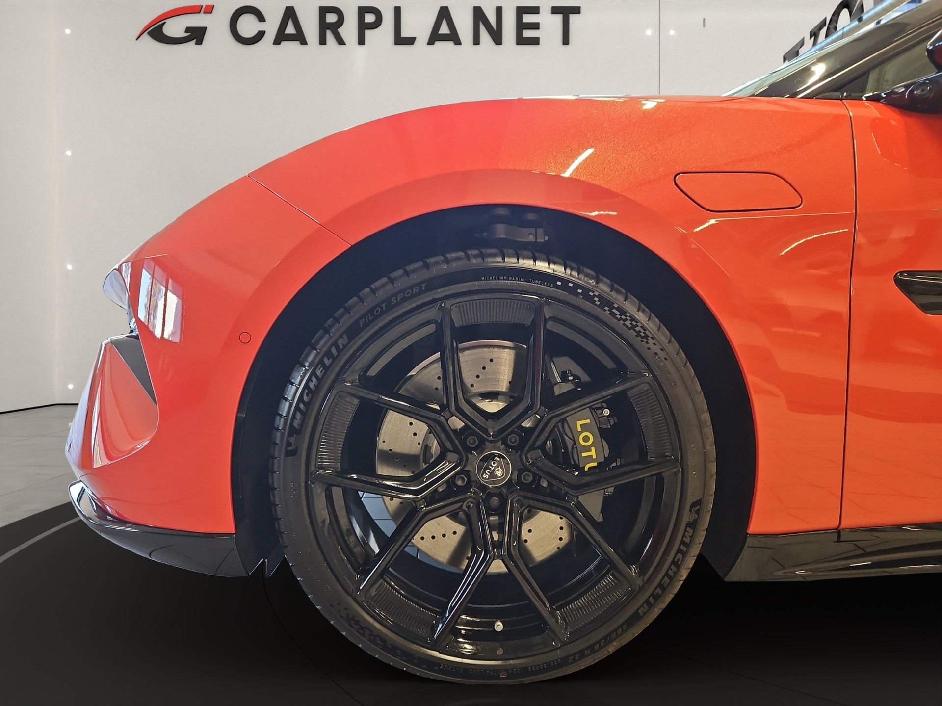 LOTUS Emeya 600 Sport SE-image-14