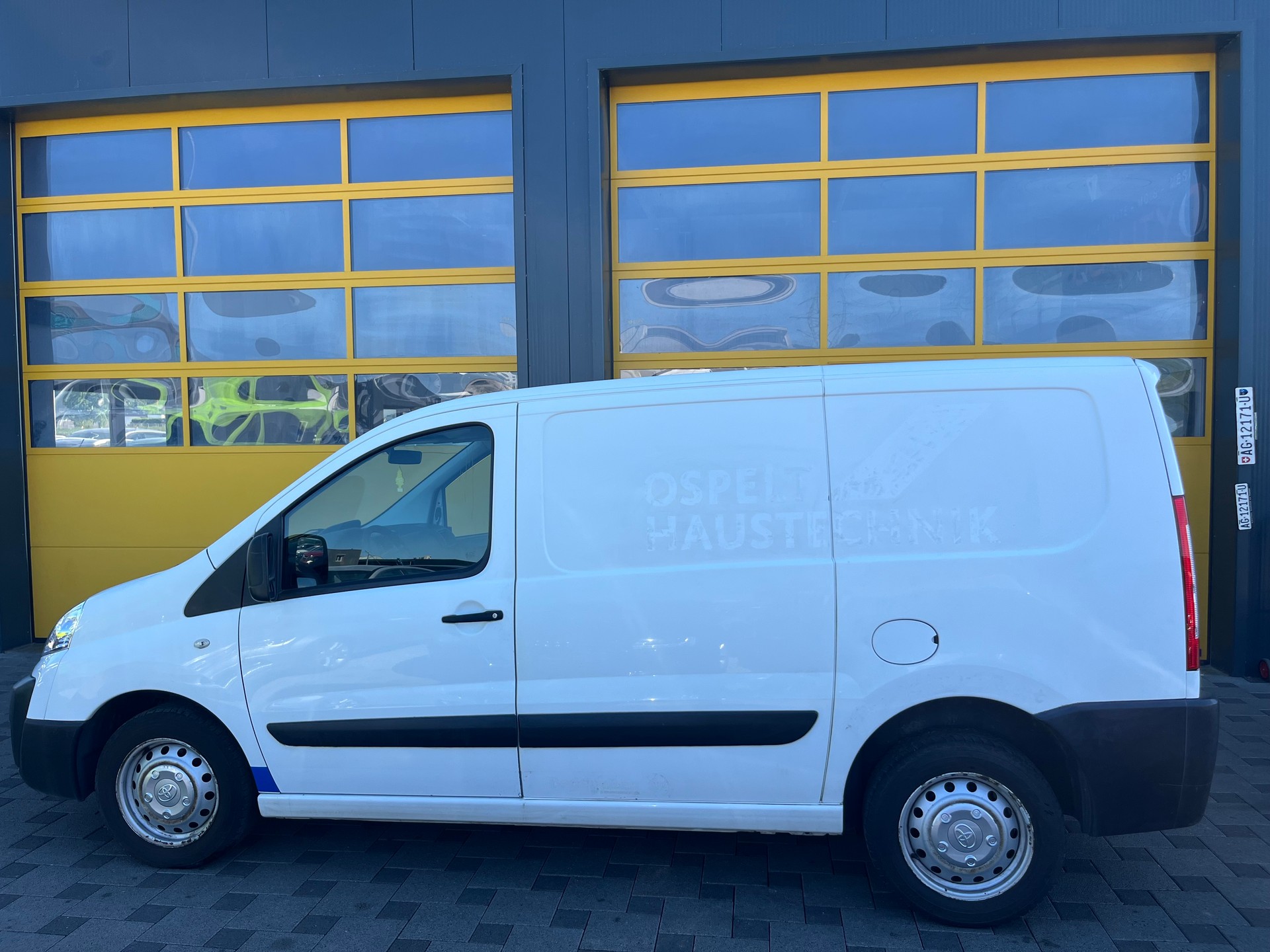 TOYOTA Proace 2.0D Panel Van Luna L1H1