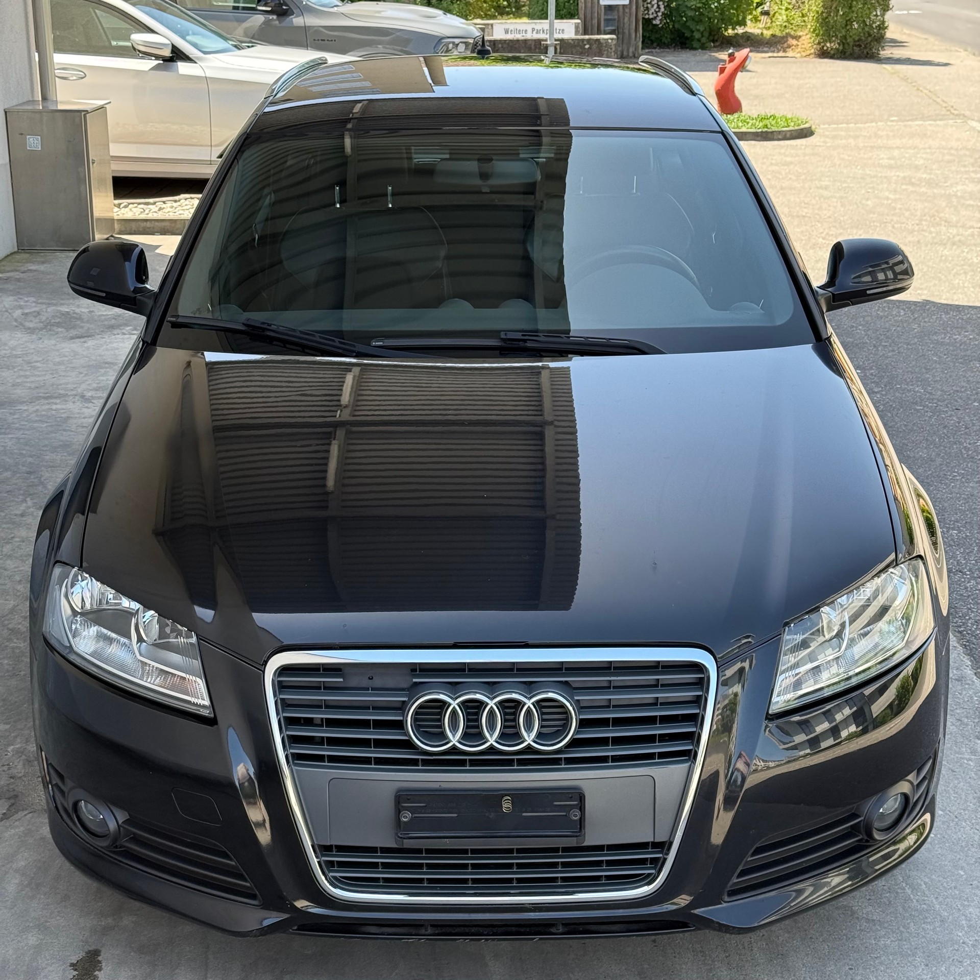 AUDI A3 Sportback 1.8 TFSI S-Line-showroom-element-2