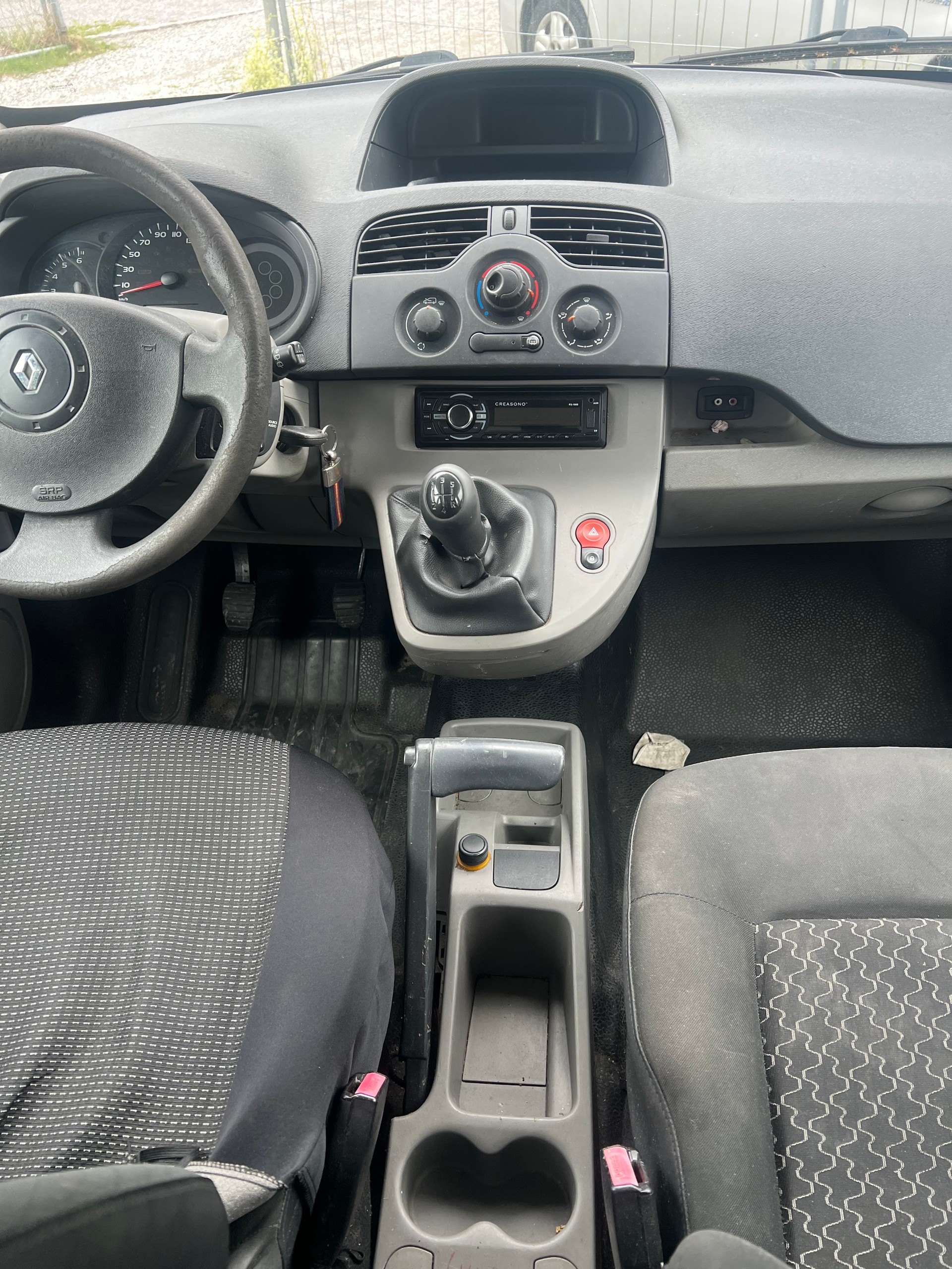 RENAULT Kangoo 1.5 dCi Dynamique-image-8