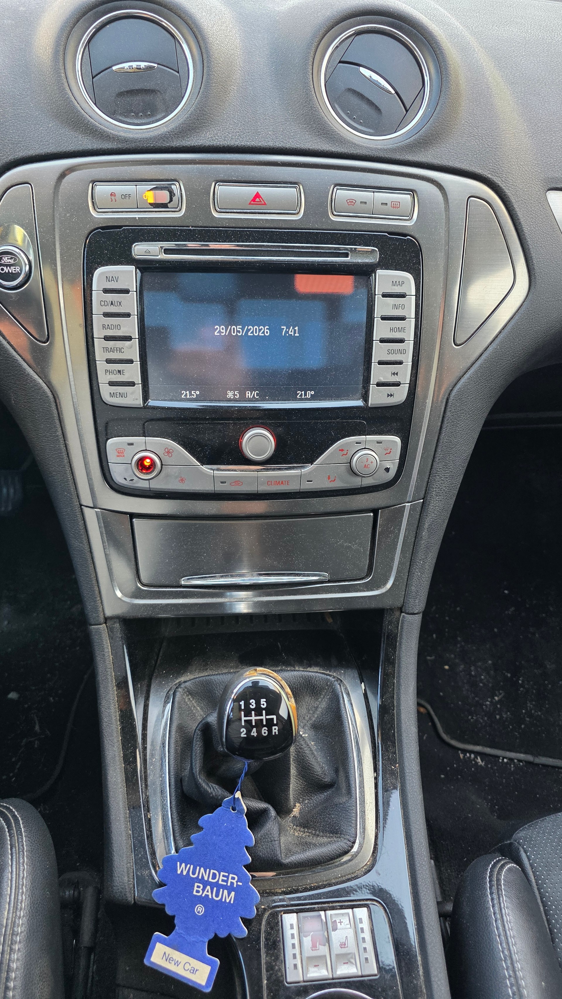 FORD Mondeo 2.5i 20V Titanium-image-7