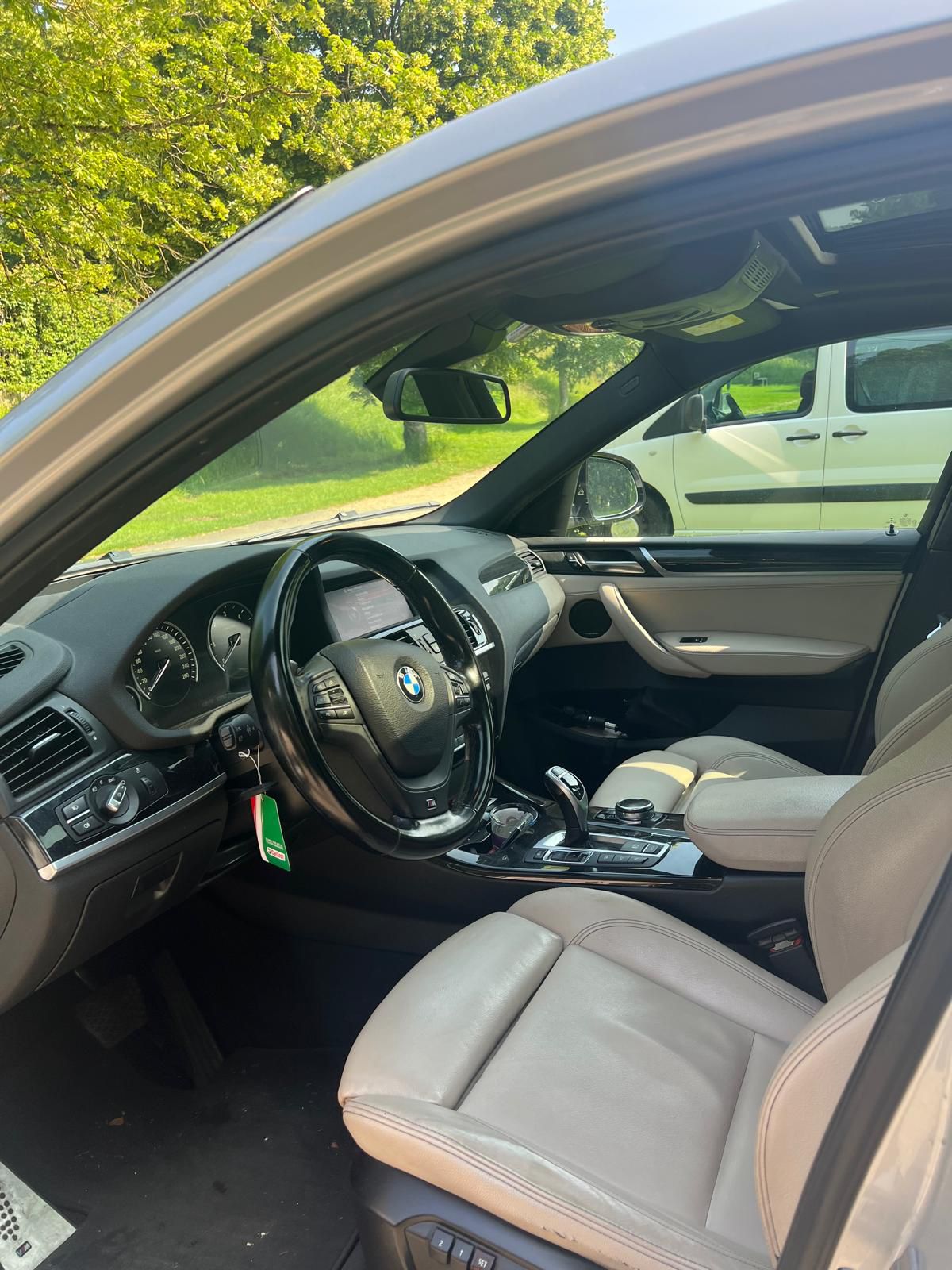 BMW X4 xDrive 35d Steptronic-showroom-element-1