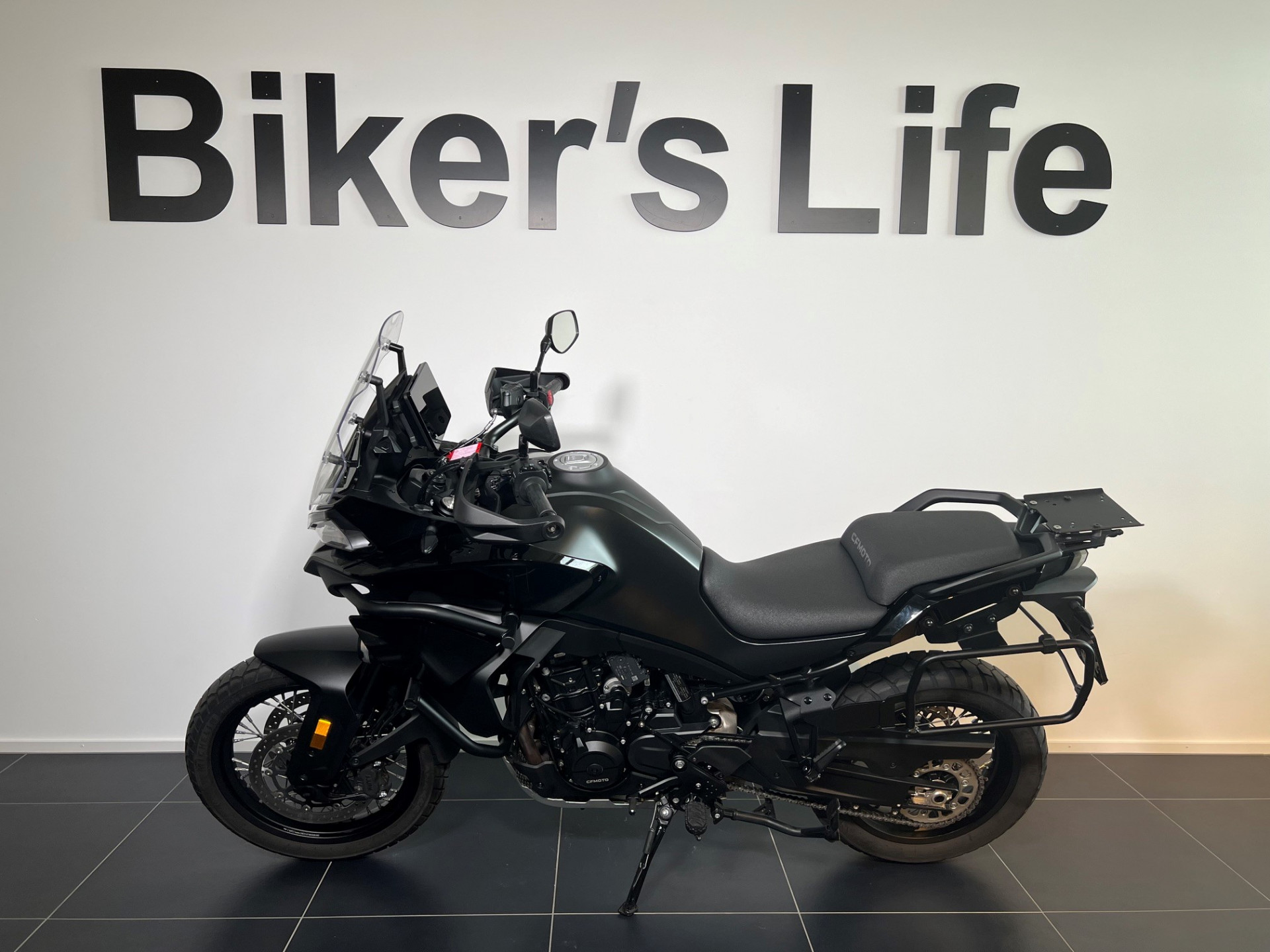 CF MOTO 800 MT Sport-showroom-element-1