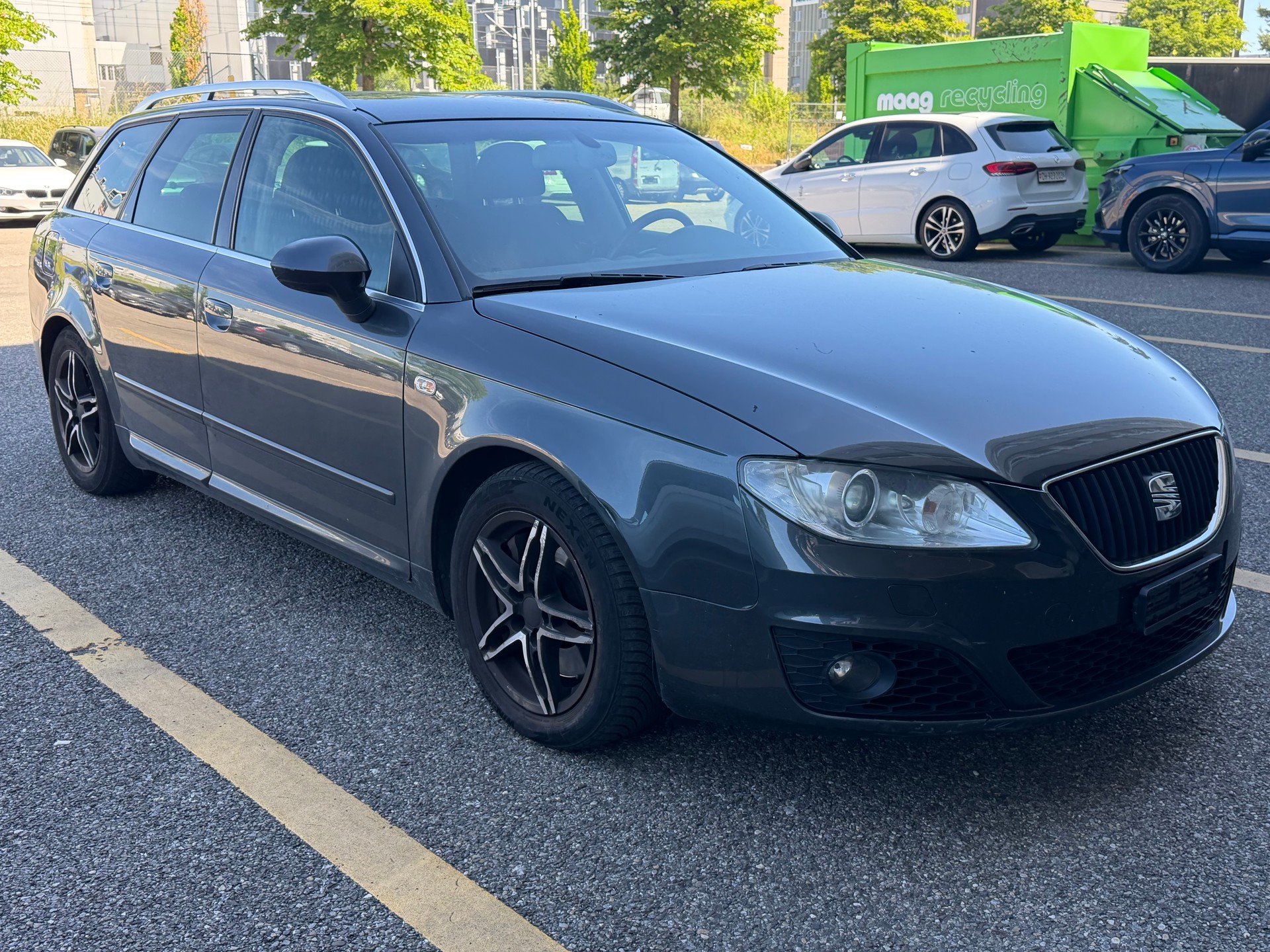 SEAT Exeo ST 2.0 TSI Sport multitronic-showroom-element-2