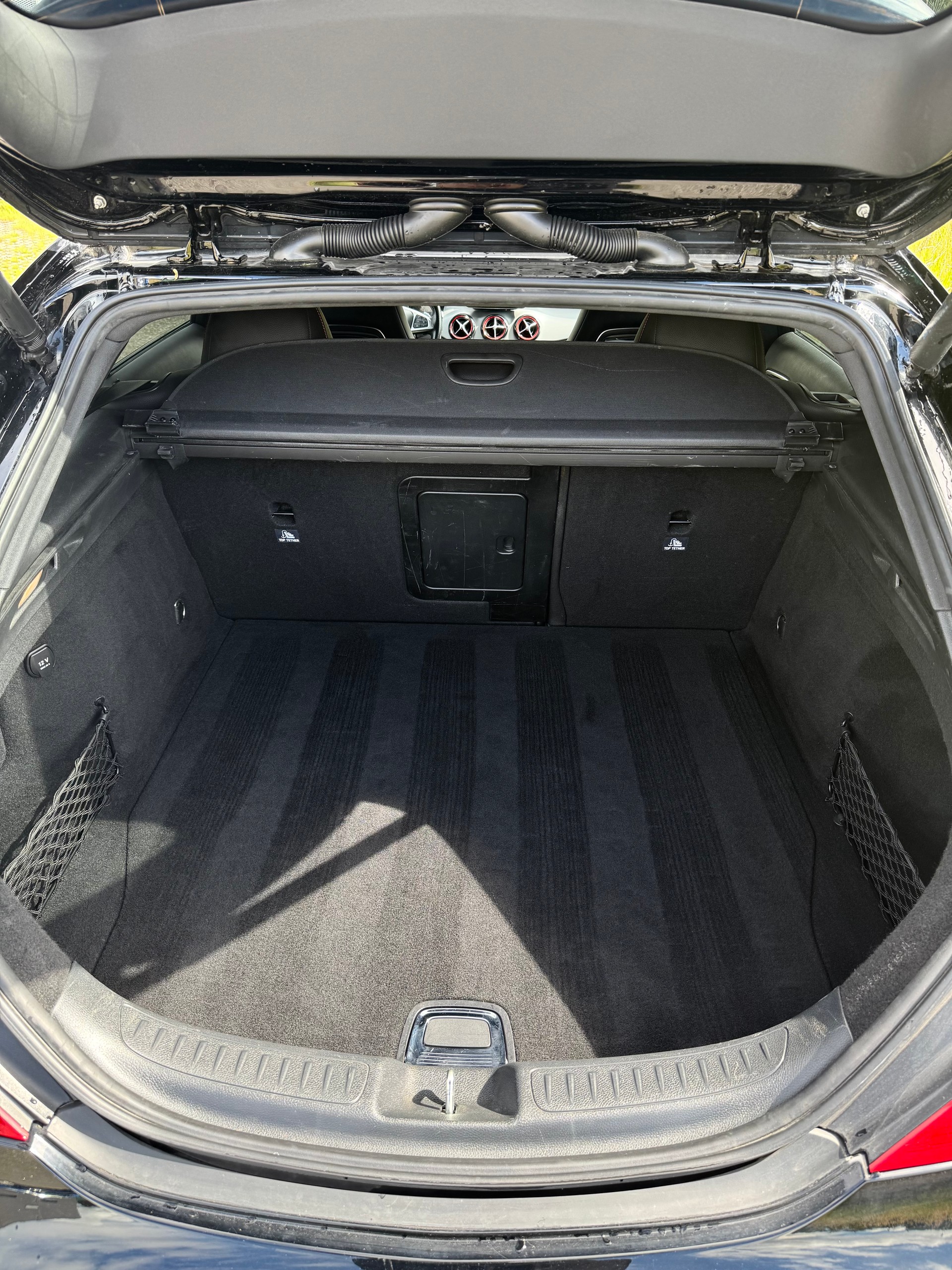 MERCEDES-BENZ CLA Shooting Brake 250 Sport 4Matic AMG Line 7G-DCT / ab MFK bei Verkauf-image-19