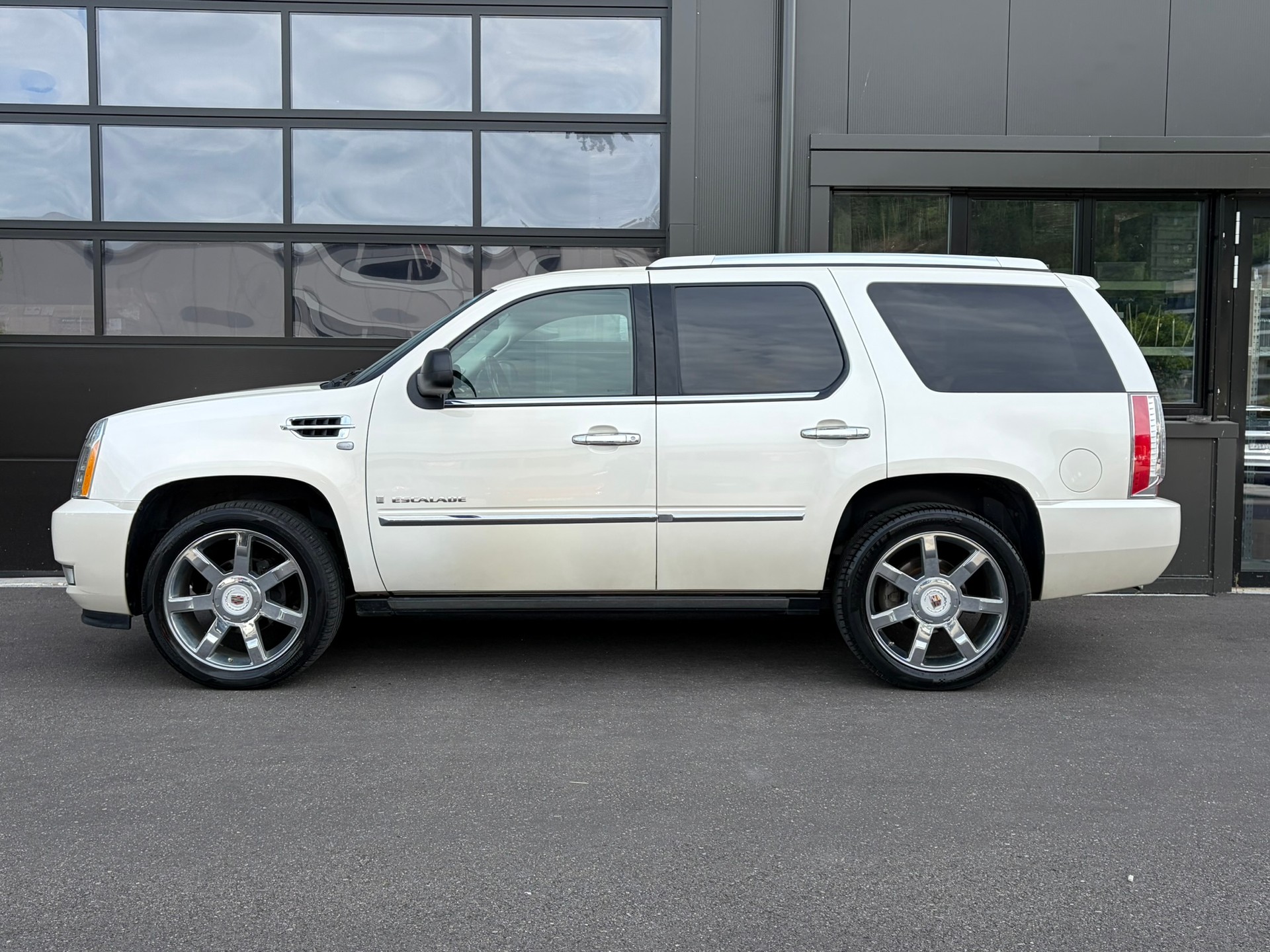 CADILLAC Escalade 6.2 Sport Luxury