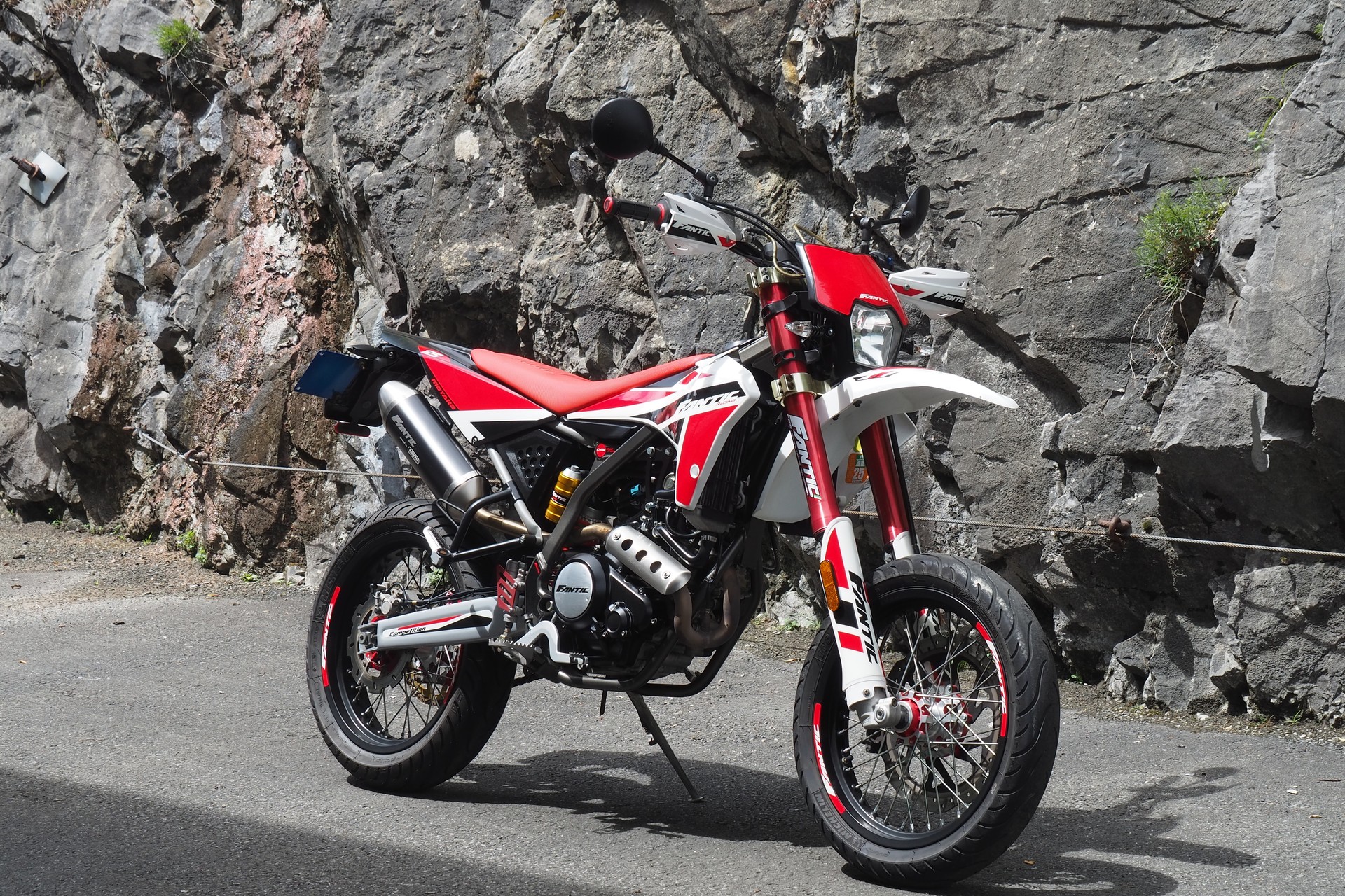 FANTIC XMF 125 Motard-image-0