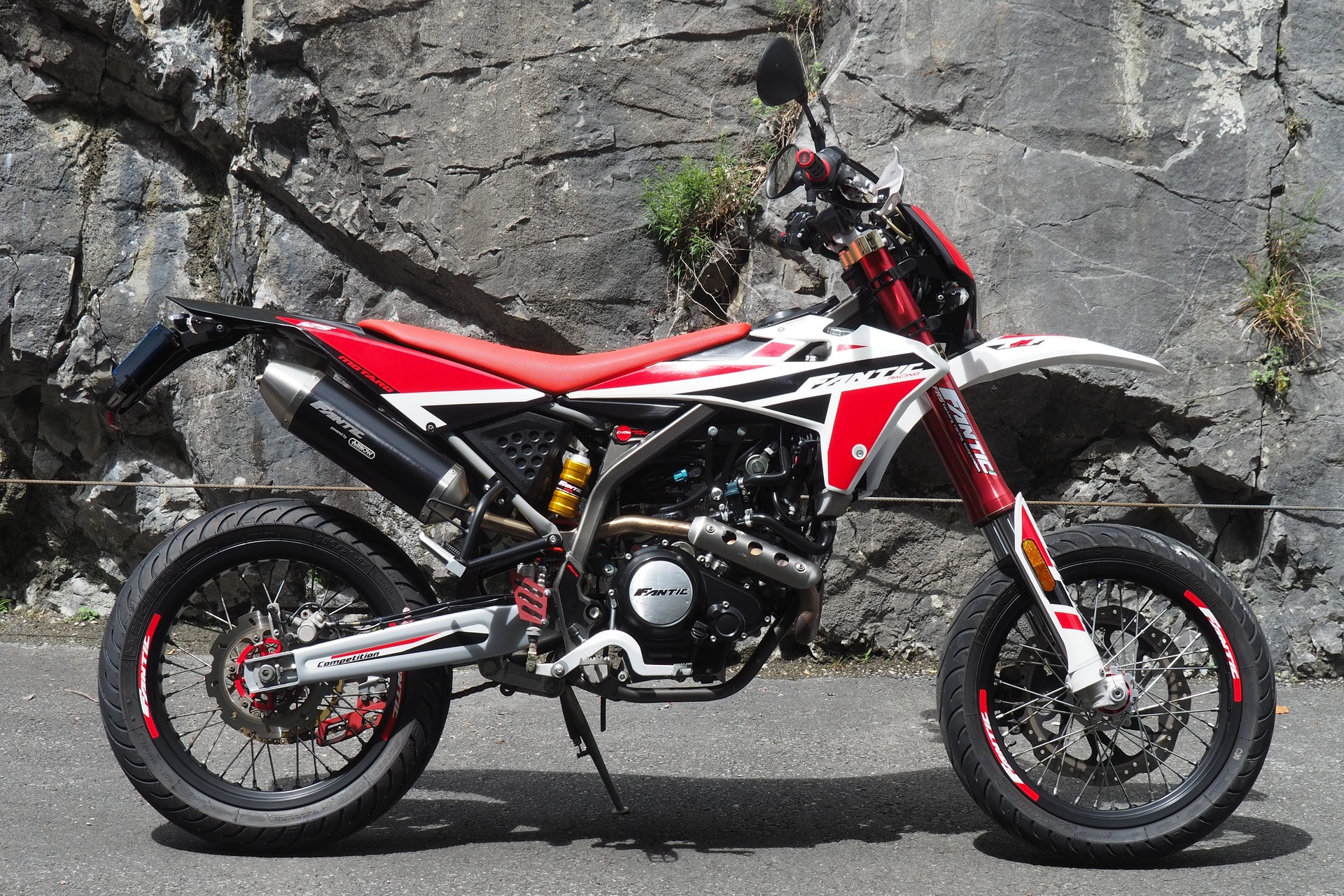 FANTIC XMF 125 Motard-image-2