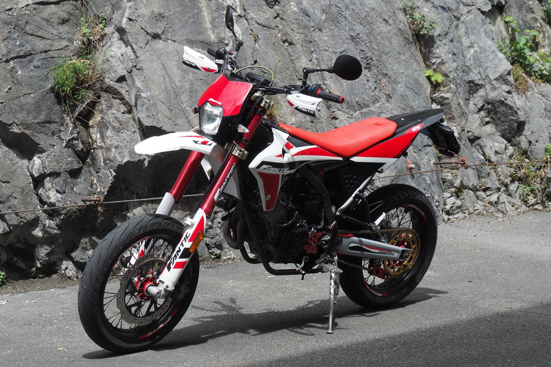 FANTIC XMF 125 Motard-image-1
