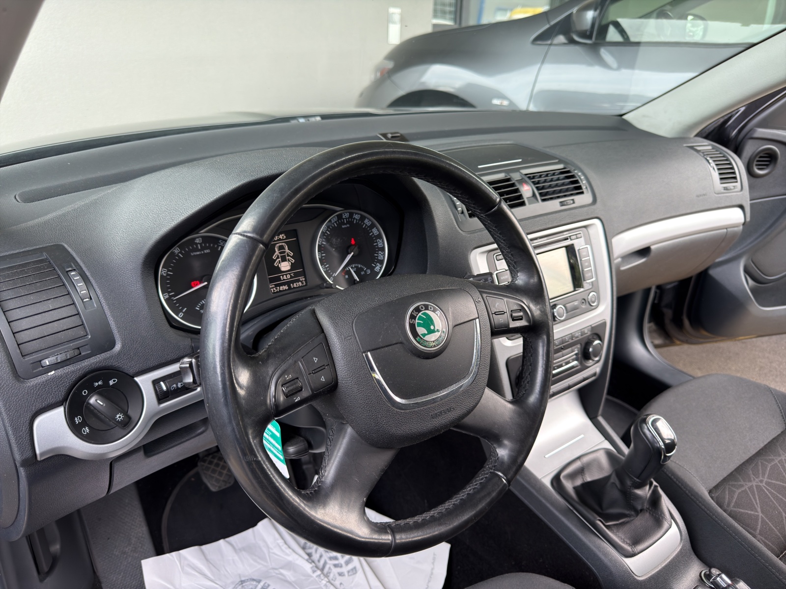 SKODA Octavia Combi 1.8 TSI Ambition-image-20