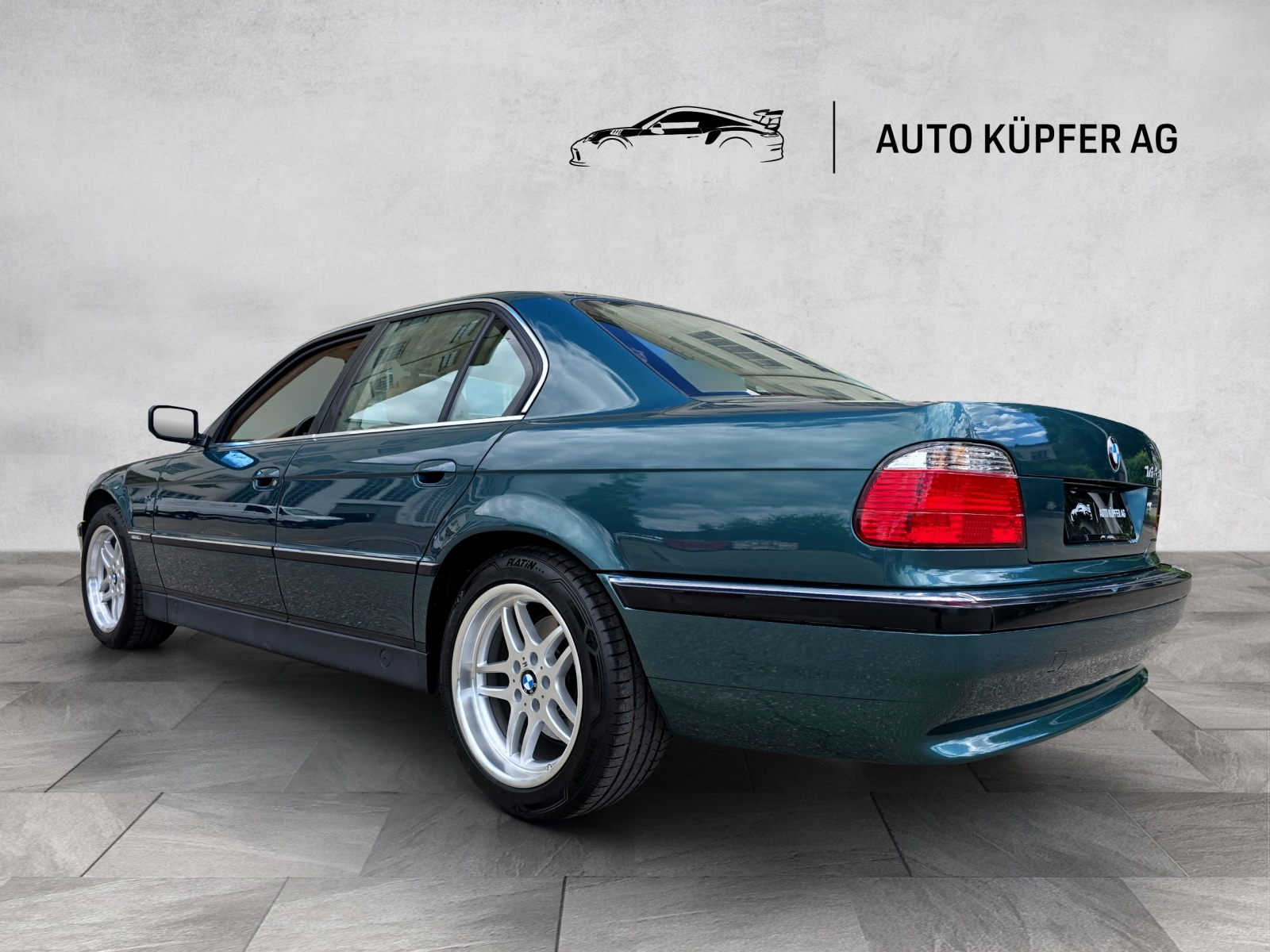 BMW 728i Automat (Traumzustand Sammlerfahrzeug)-image-4