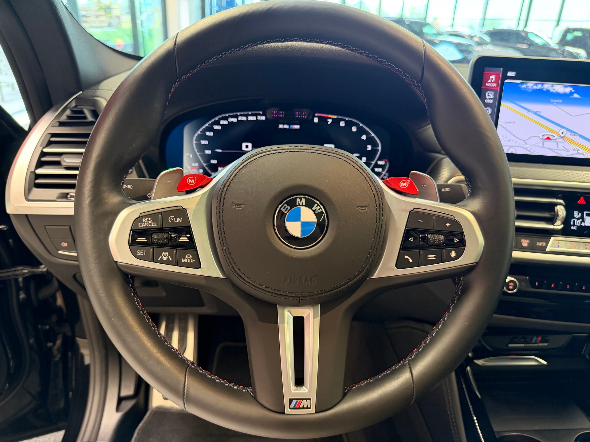 BMW X4M xDrive M Competition Steptronic-image-18