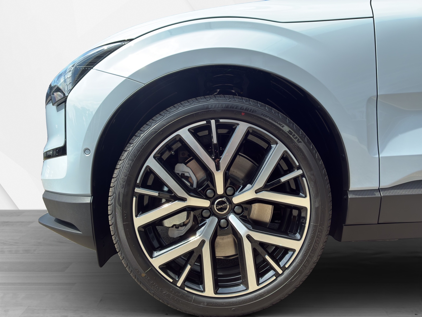 VOLVO EX 30 E60 Twin Ultra Performance AWD-image-8