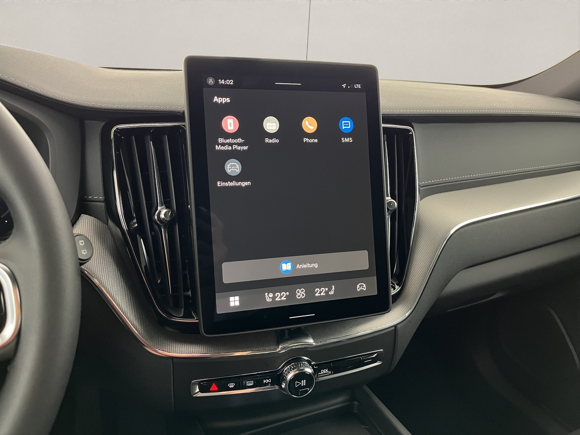 VOLVO XC60 2.0 T8 TE Black Edition eAWD-image-11