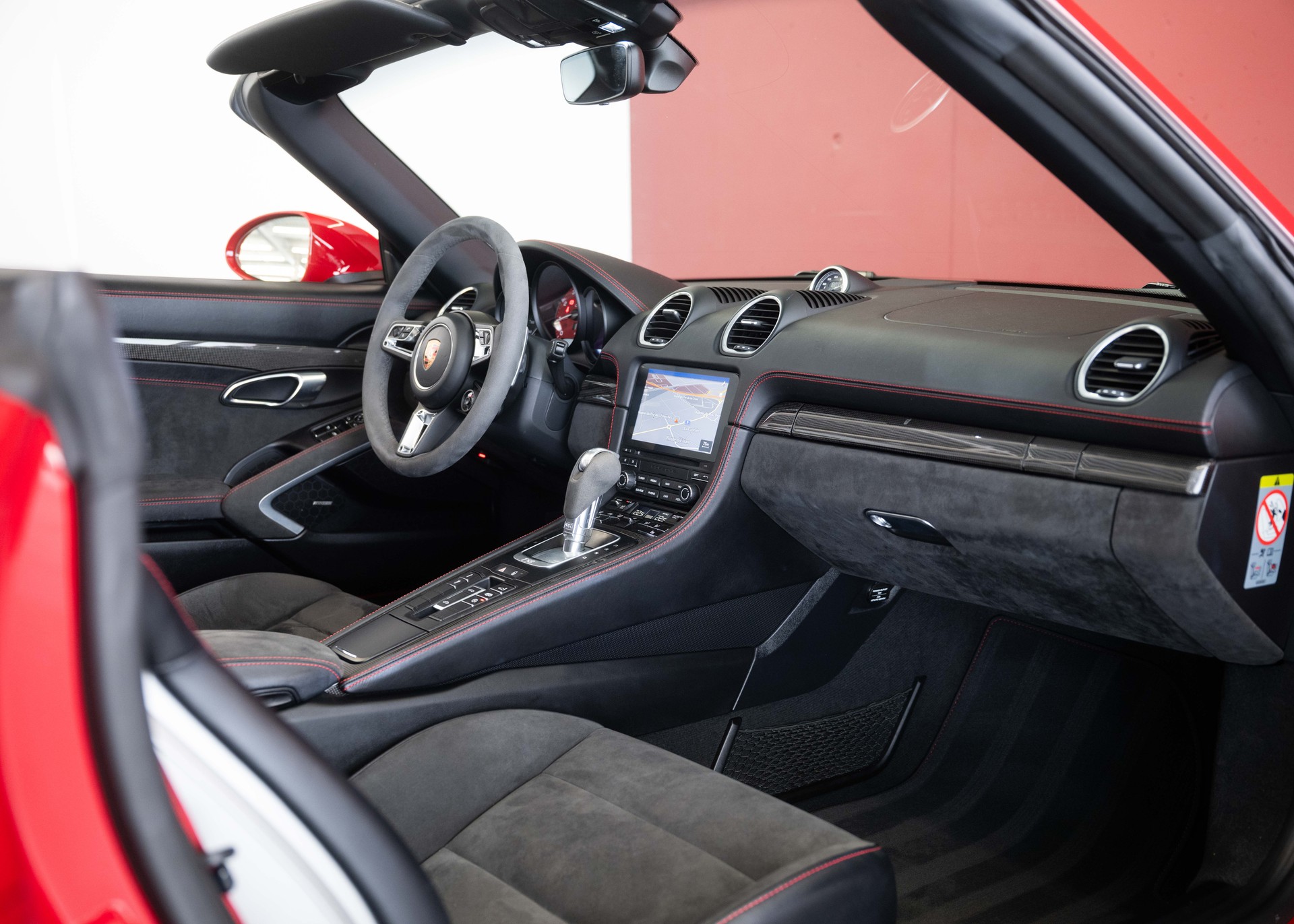 PORSCHE 718 Boxster GTS 2.5 PDK (Swiss car, 2nd hand, perfect condition, full Porsche service history)-image-19