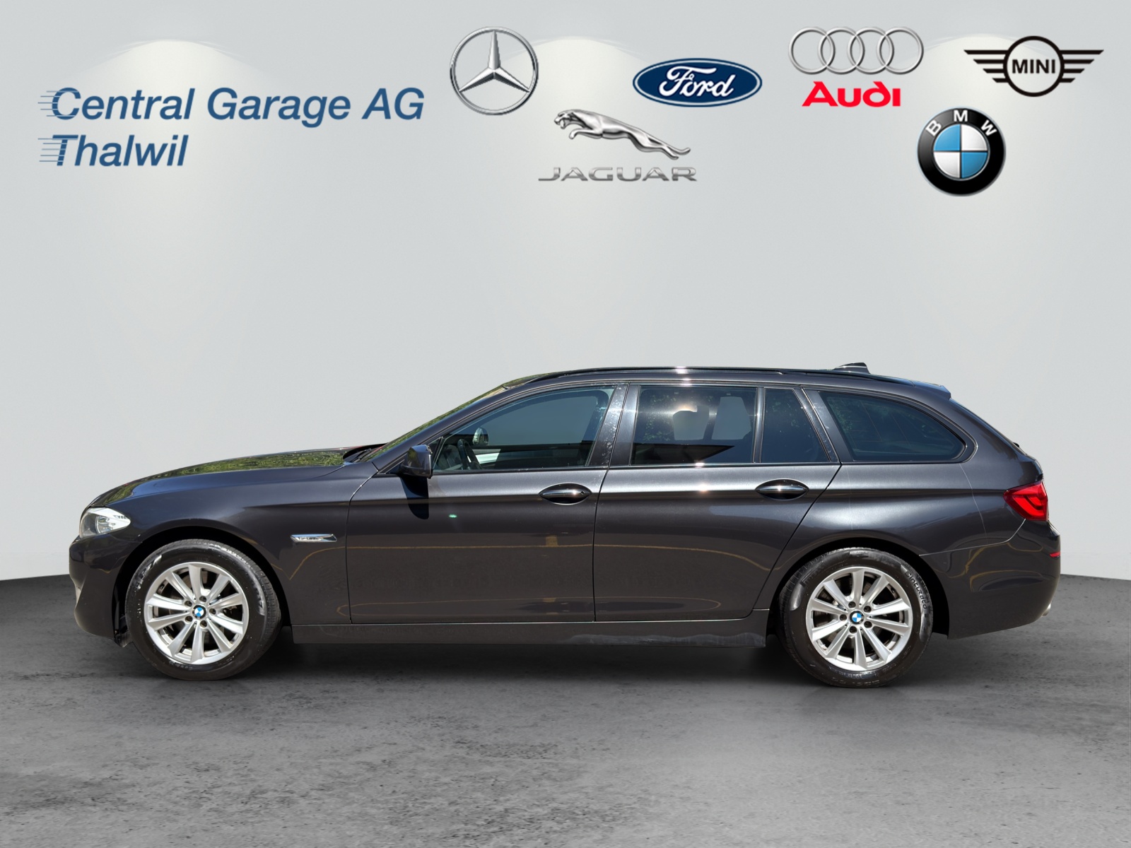 BMW 525d XDrive Touring-image-2