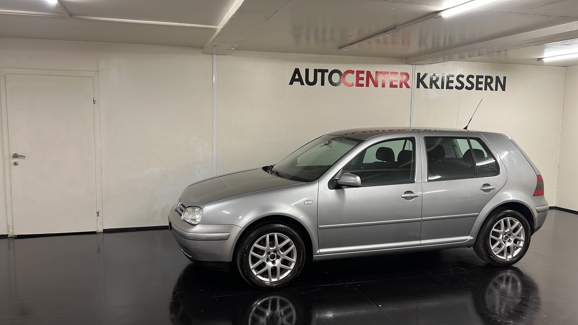 VW Golf 1.6 16V Pacific-image-7
