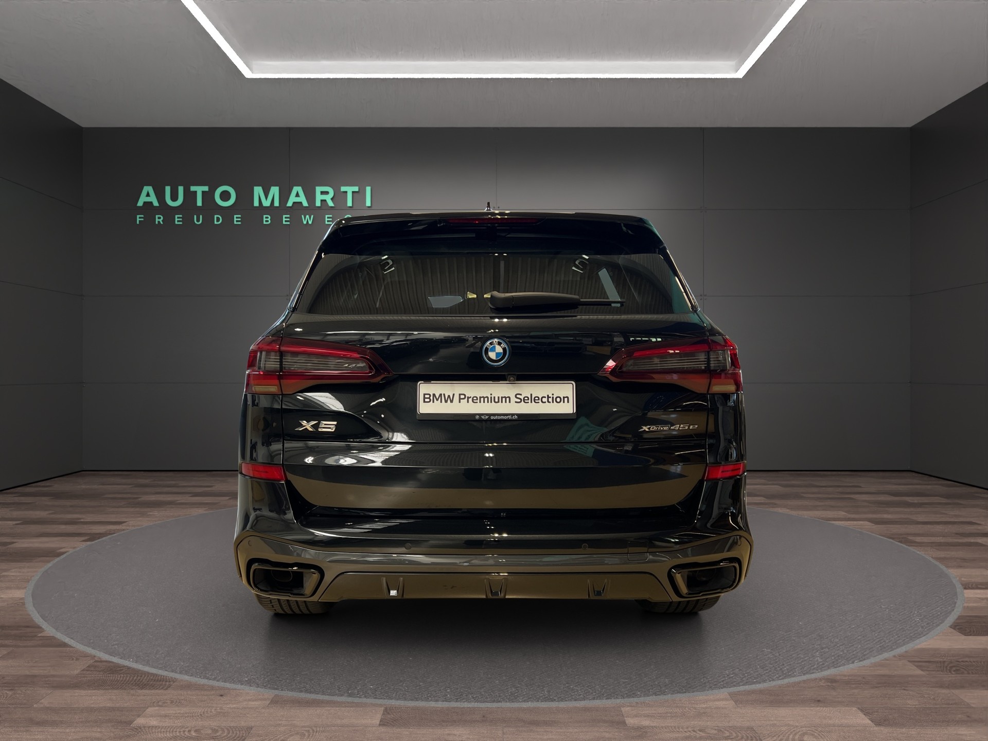 BMW X5 45e xDrive M Sport-showroom-element-2