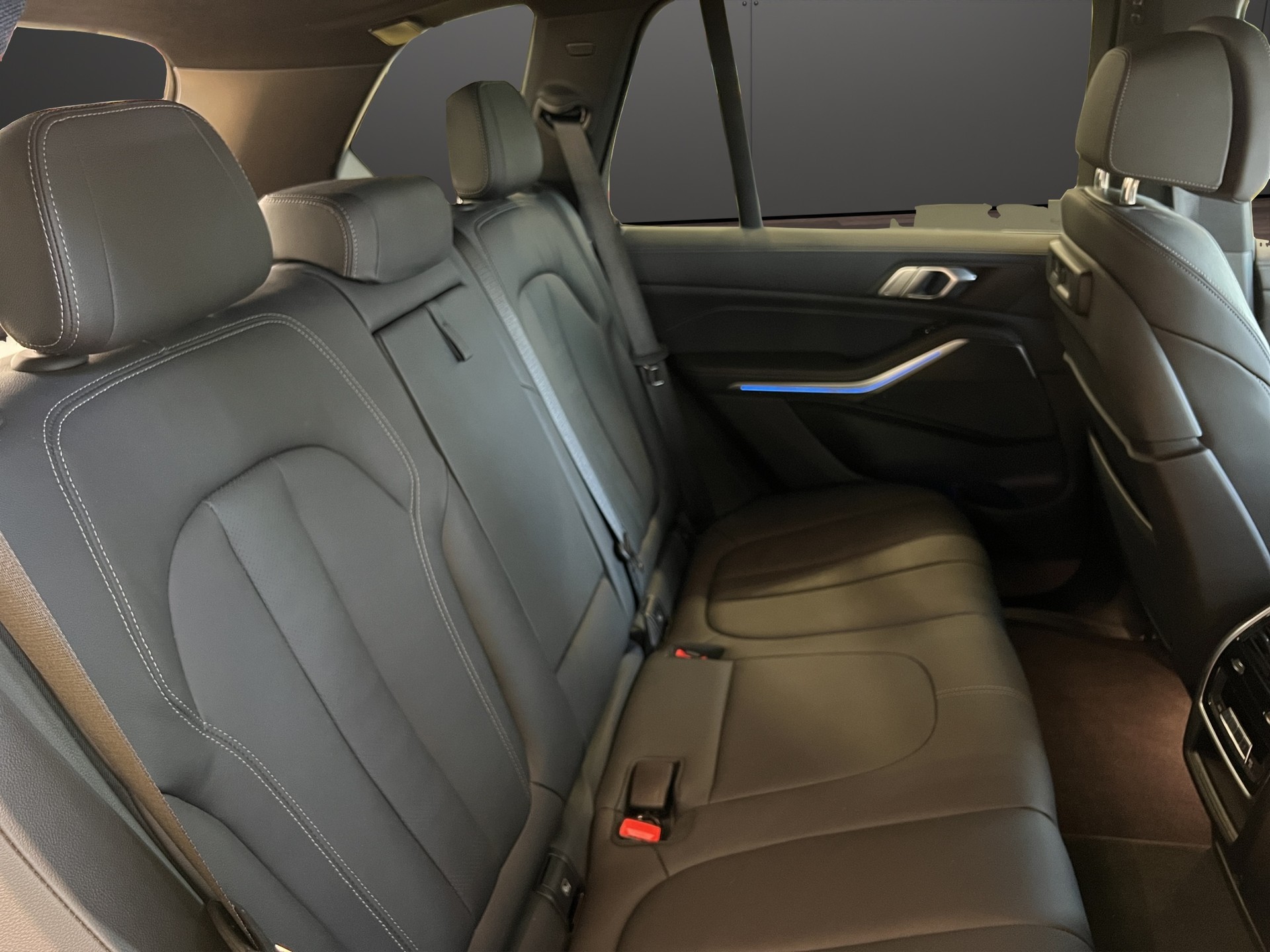 BMW X5 45e xDrive M Sport-image-16