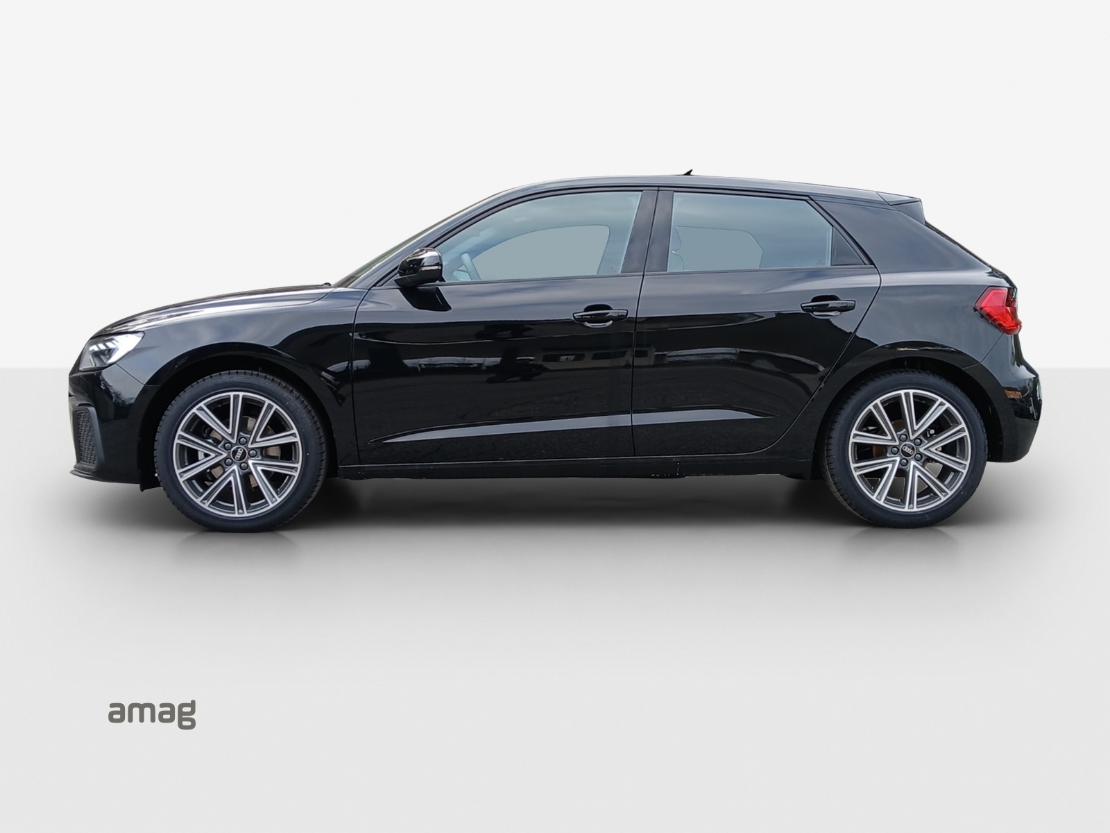 AUDI A1 Sportback 30 TFSI Attraction S-tronic-showroom-element-1