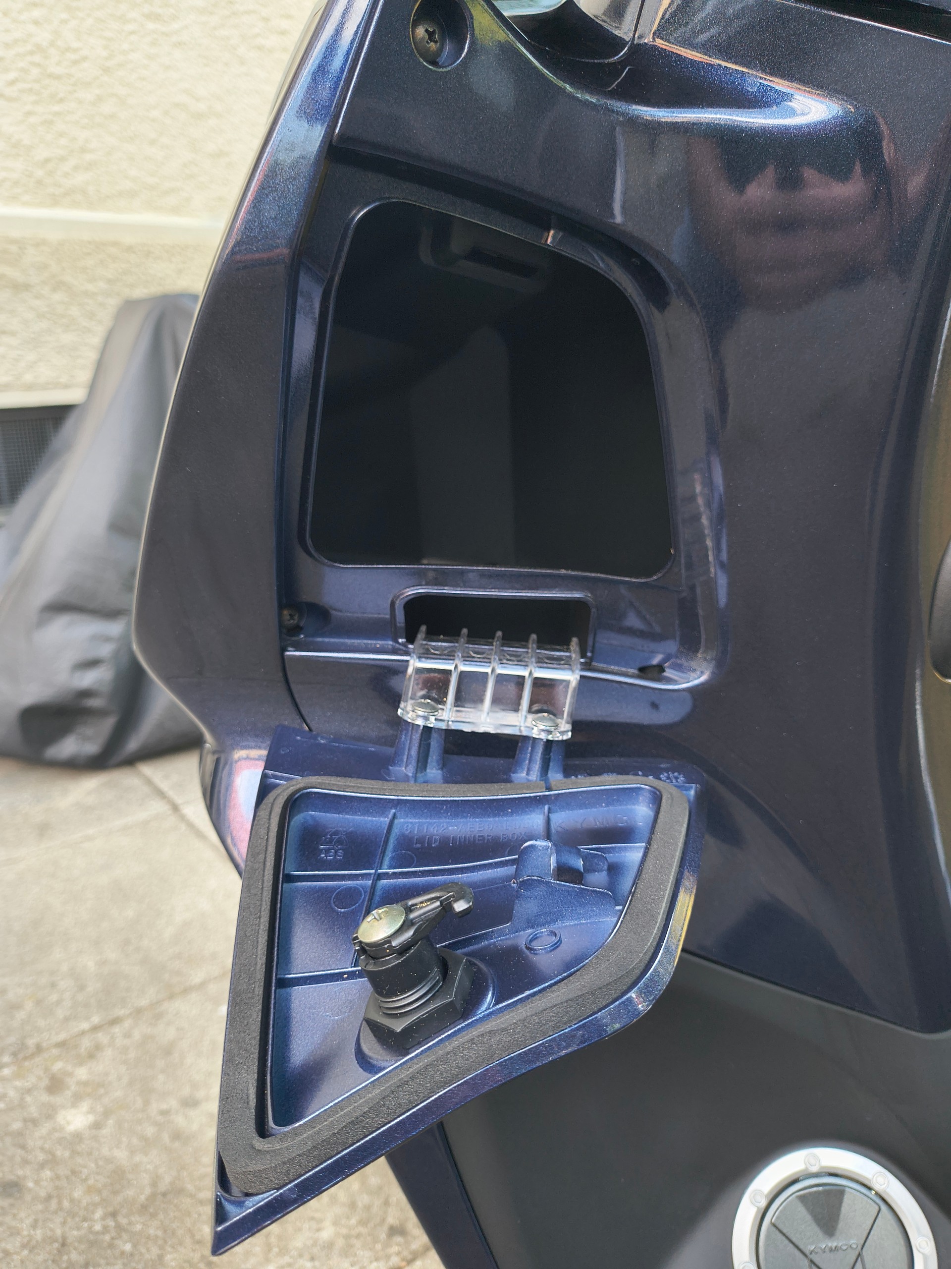KYMCO People S 125i ABS Topcase/Windschild-image-11