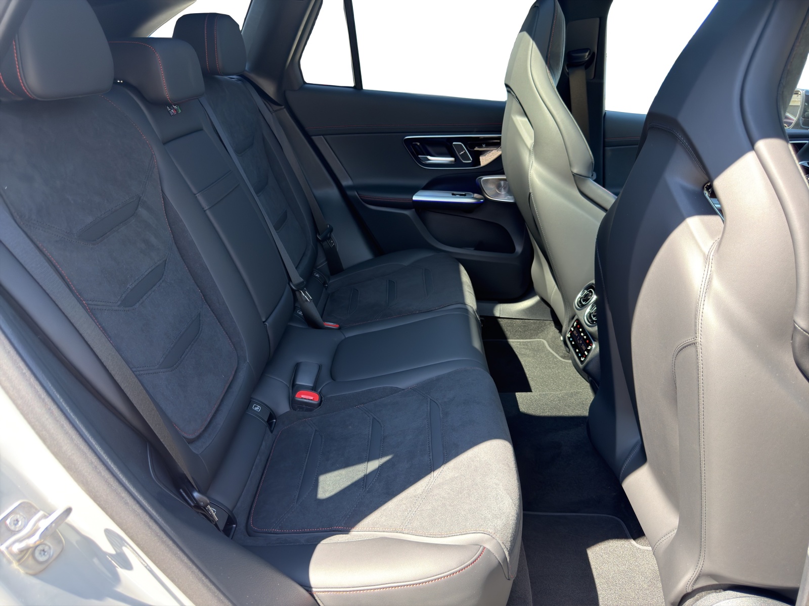 MERCEDES-BENZ GLC 53 AMG 4Matic+ 9G-Tronic-image-14