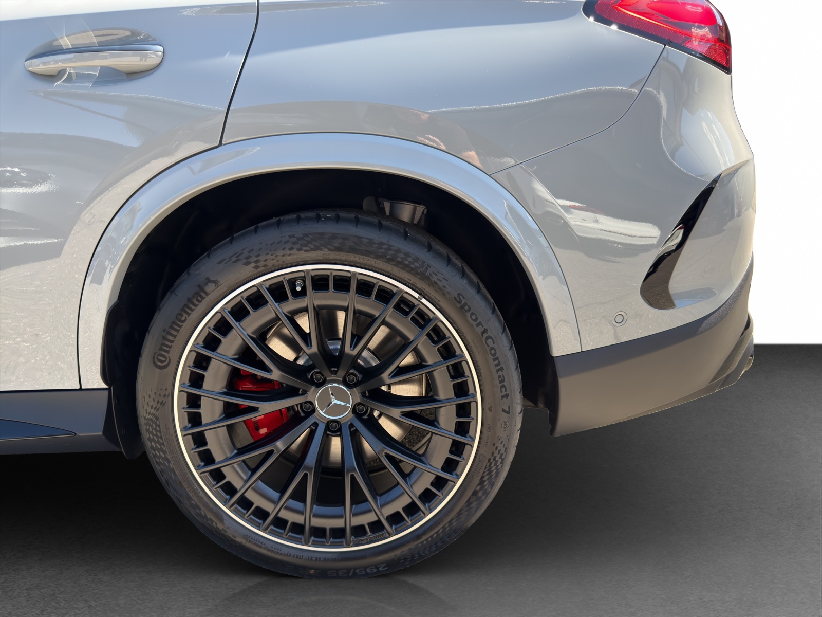 MERCEDES-BENZ GLC 53 AMG 4Matic+ 9G-Tronic-image-21
