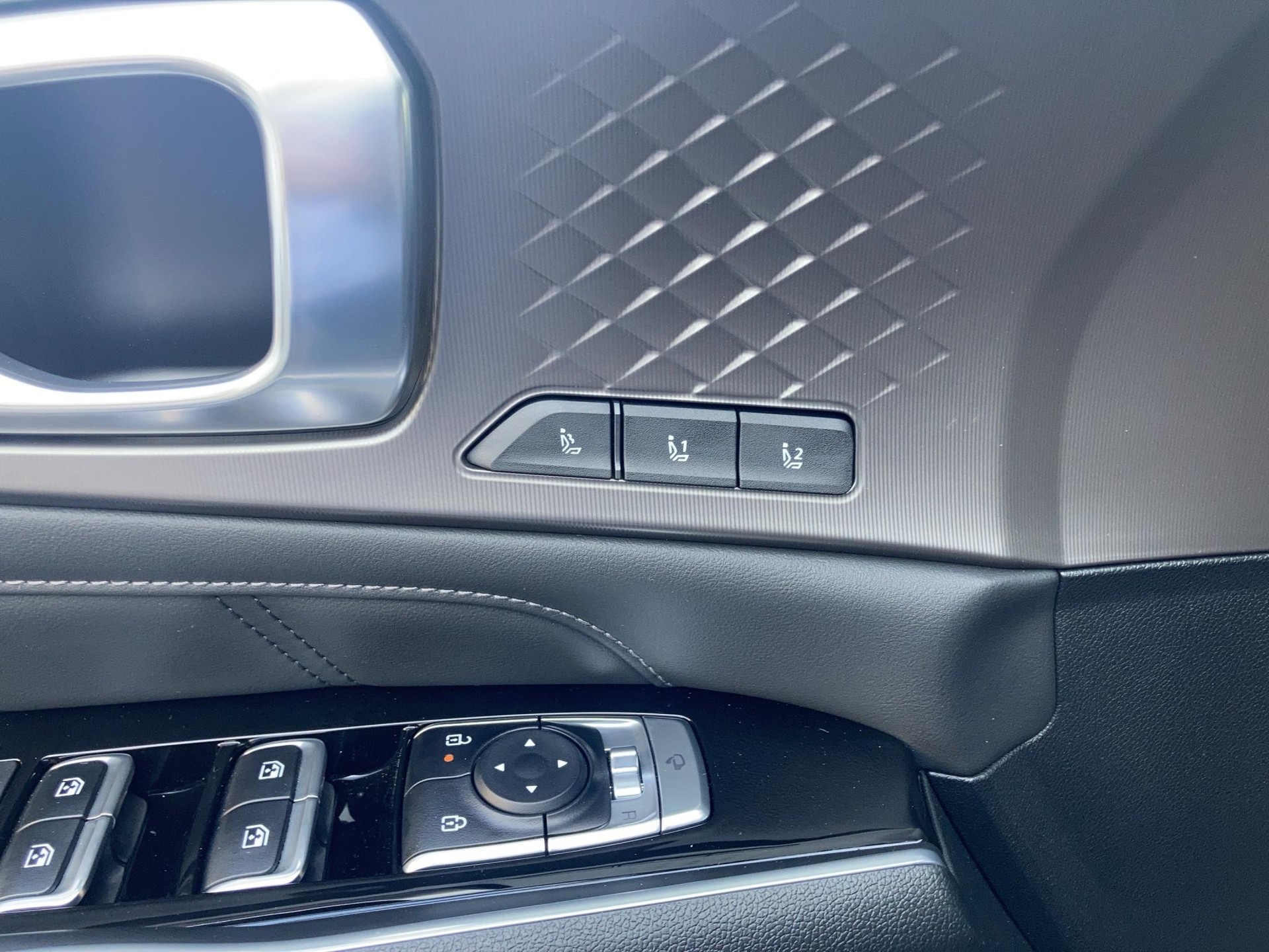 KIA Sorento 1.6 T-GDi Hybrid Style 7P-image-9