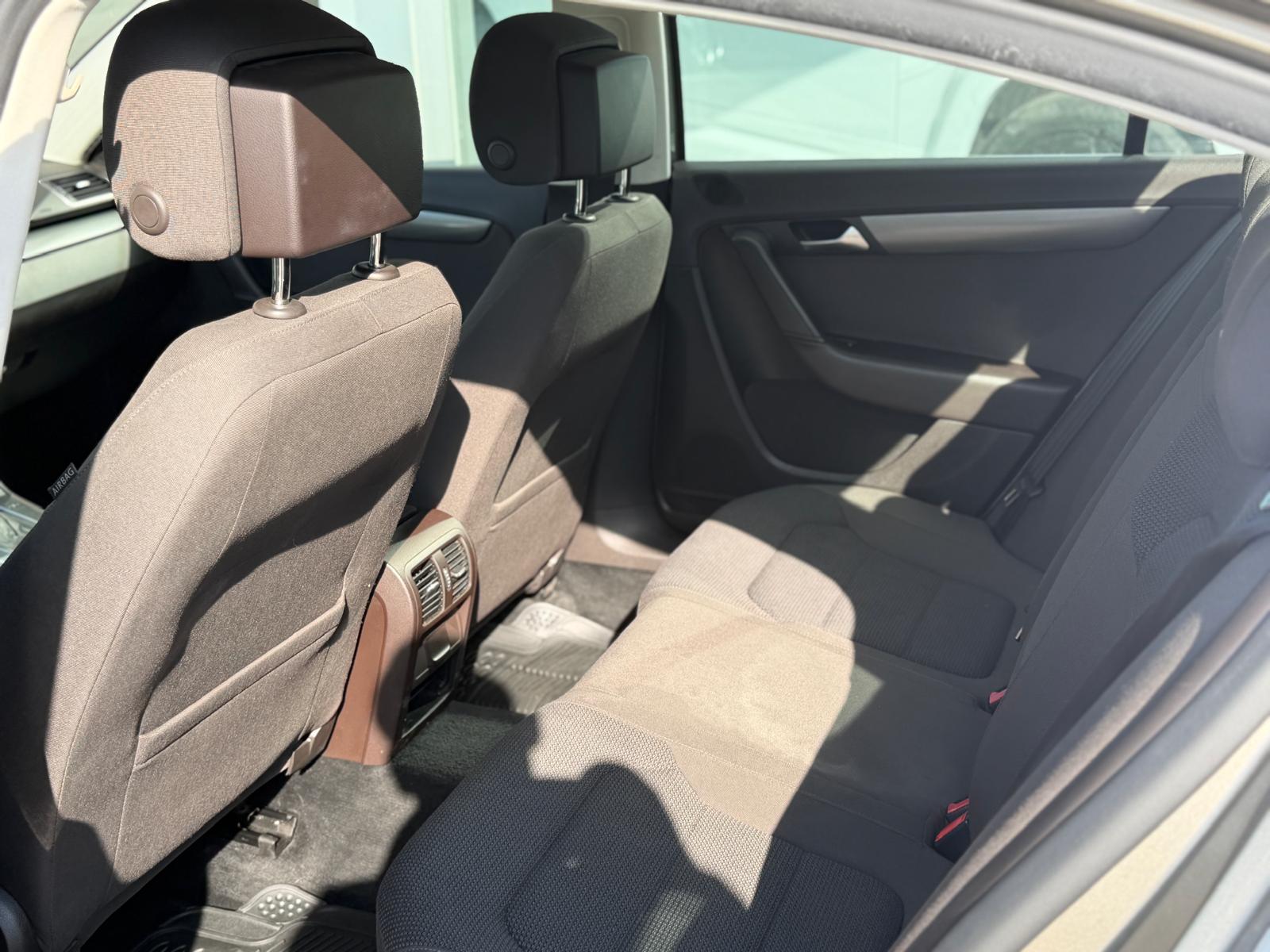 VW Passat Variant 2.0 TSI Comfortline-image-13