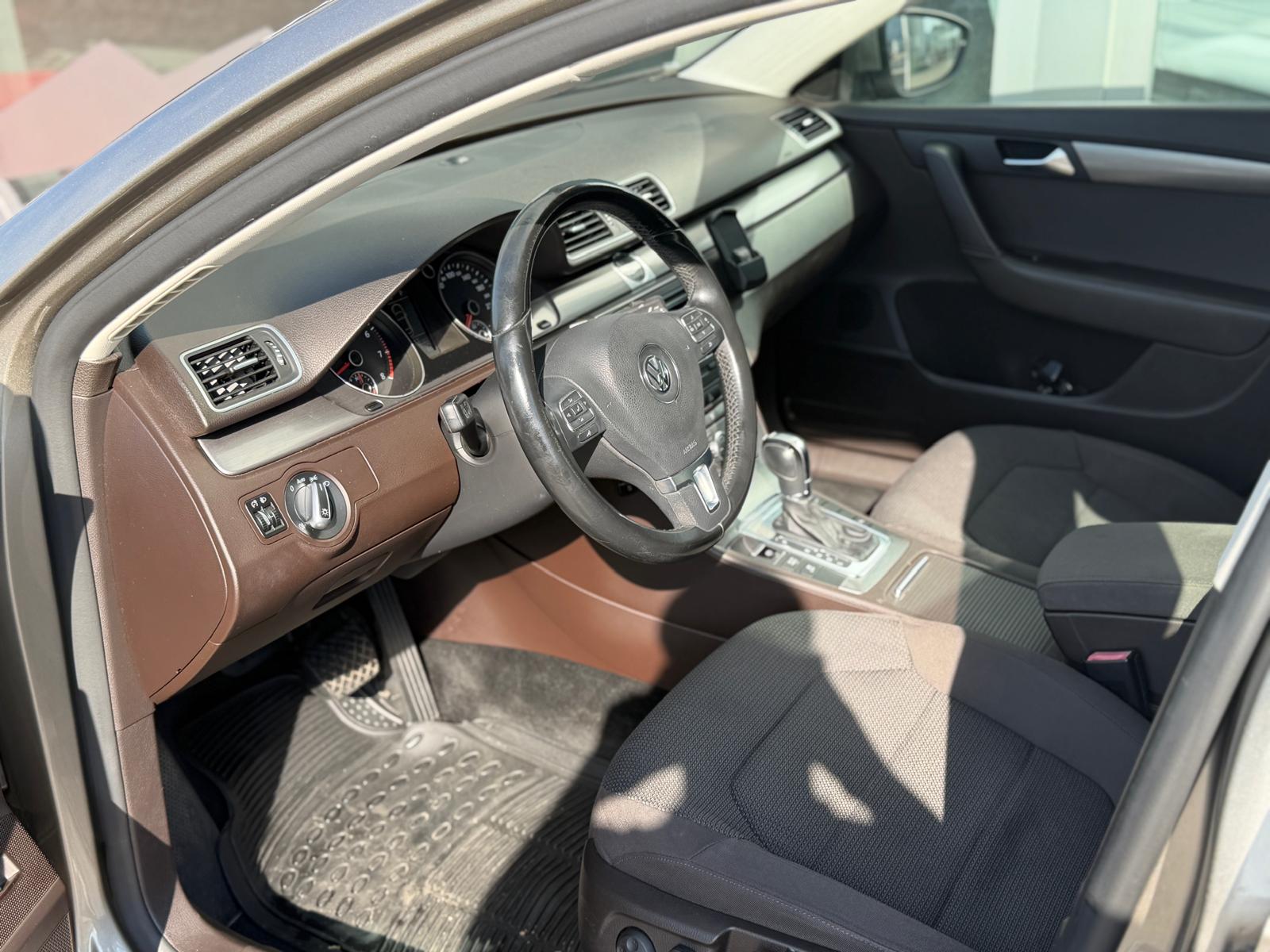 VW Passat Variant 2.0 TSI Comfortline-image-7