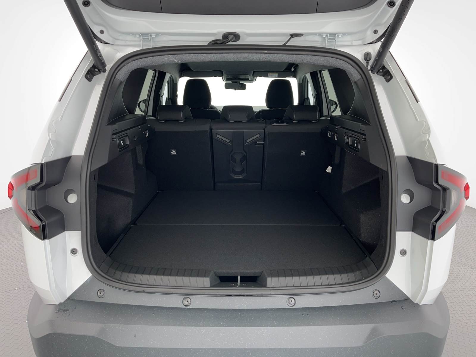 DACIA Bigster 1.8 Hybrid Journey-image-17