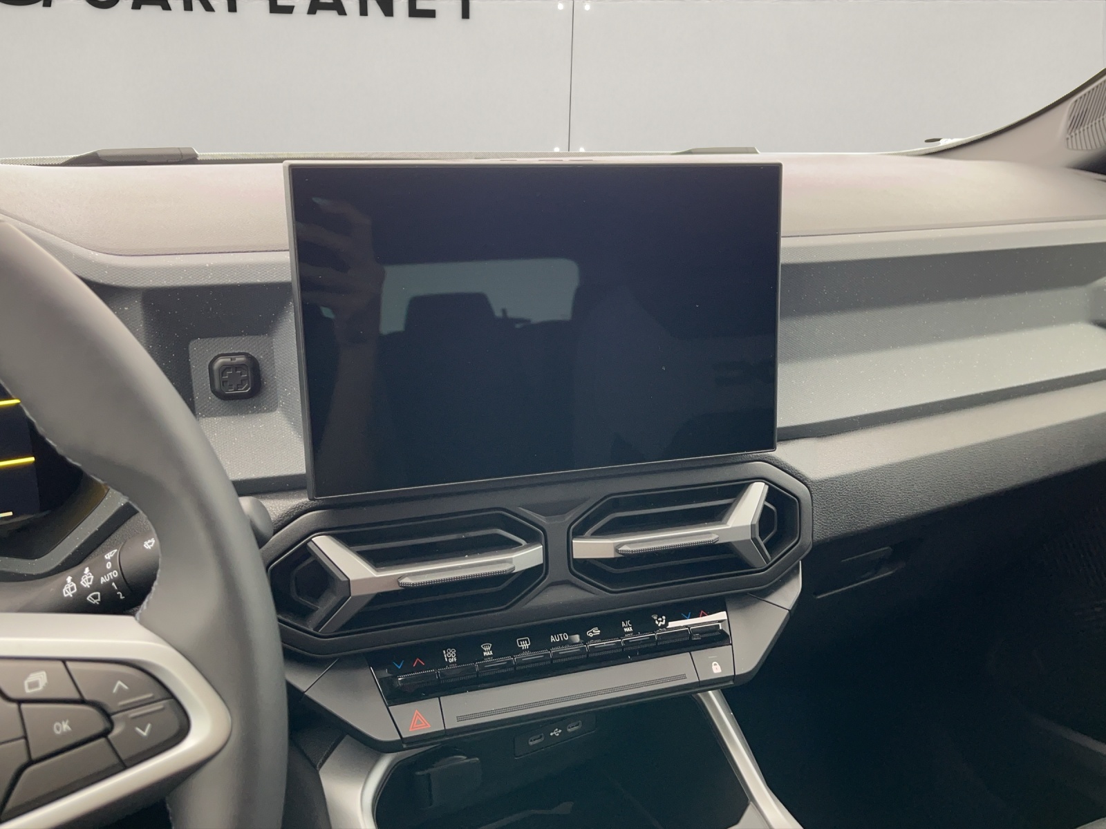 DACIA Bigster 1.8 Hybrid Journey-image-11