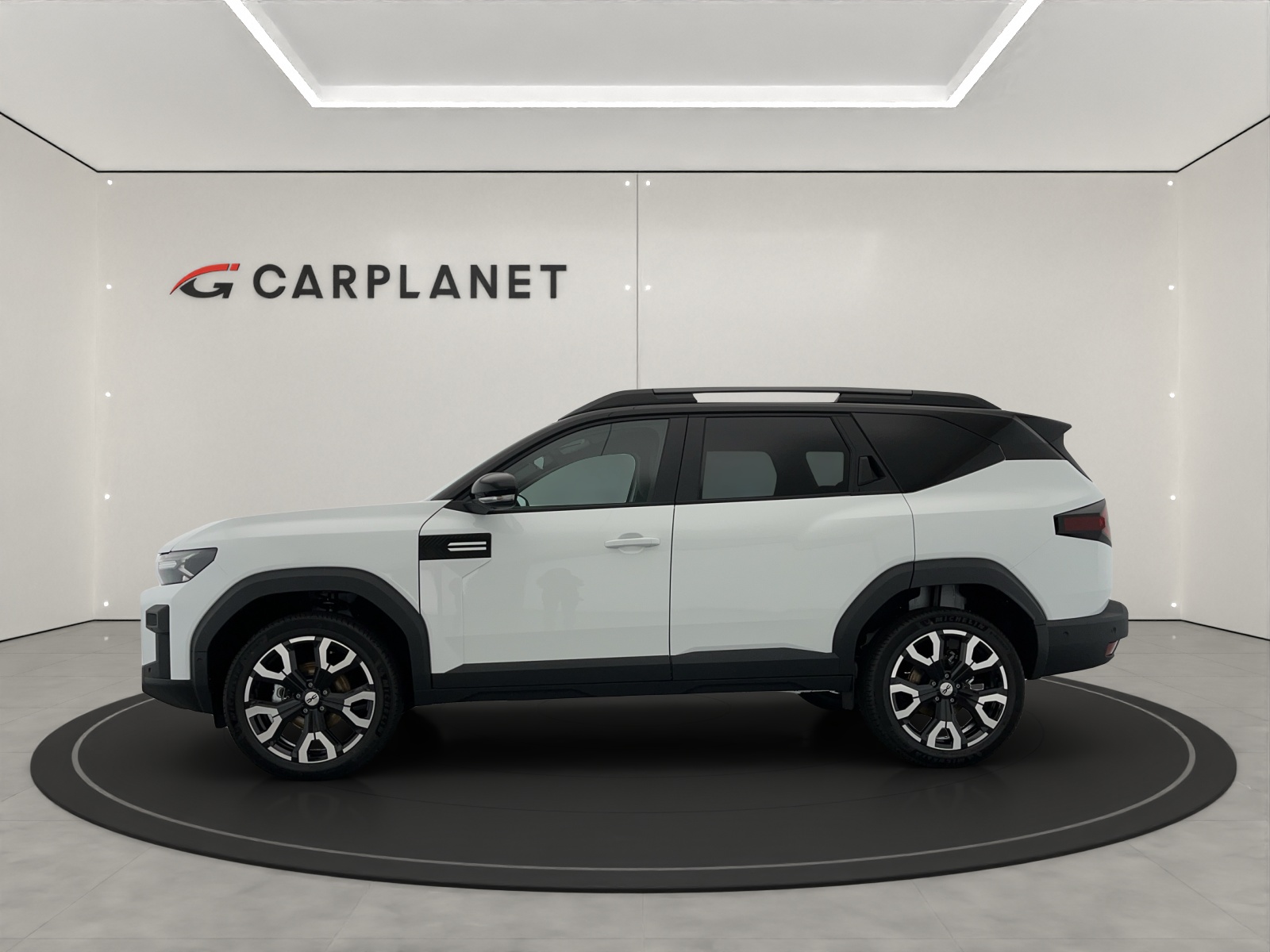DACIA Bigster 1.8 Hybrid Journey-showroom-element-1