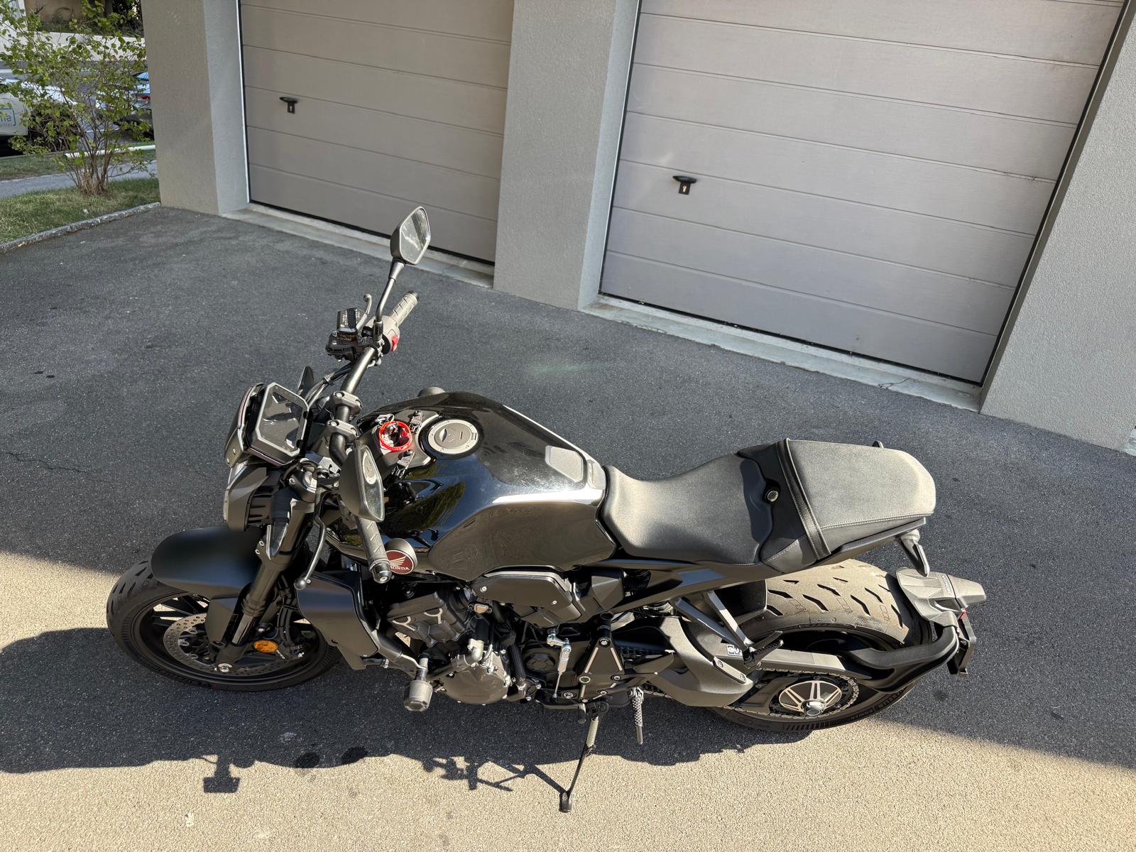 HONDA CB 1000 R Black Edition-image-7