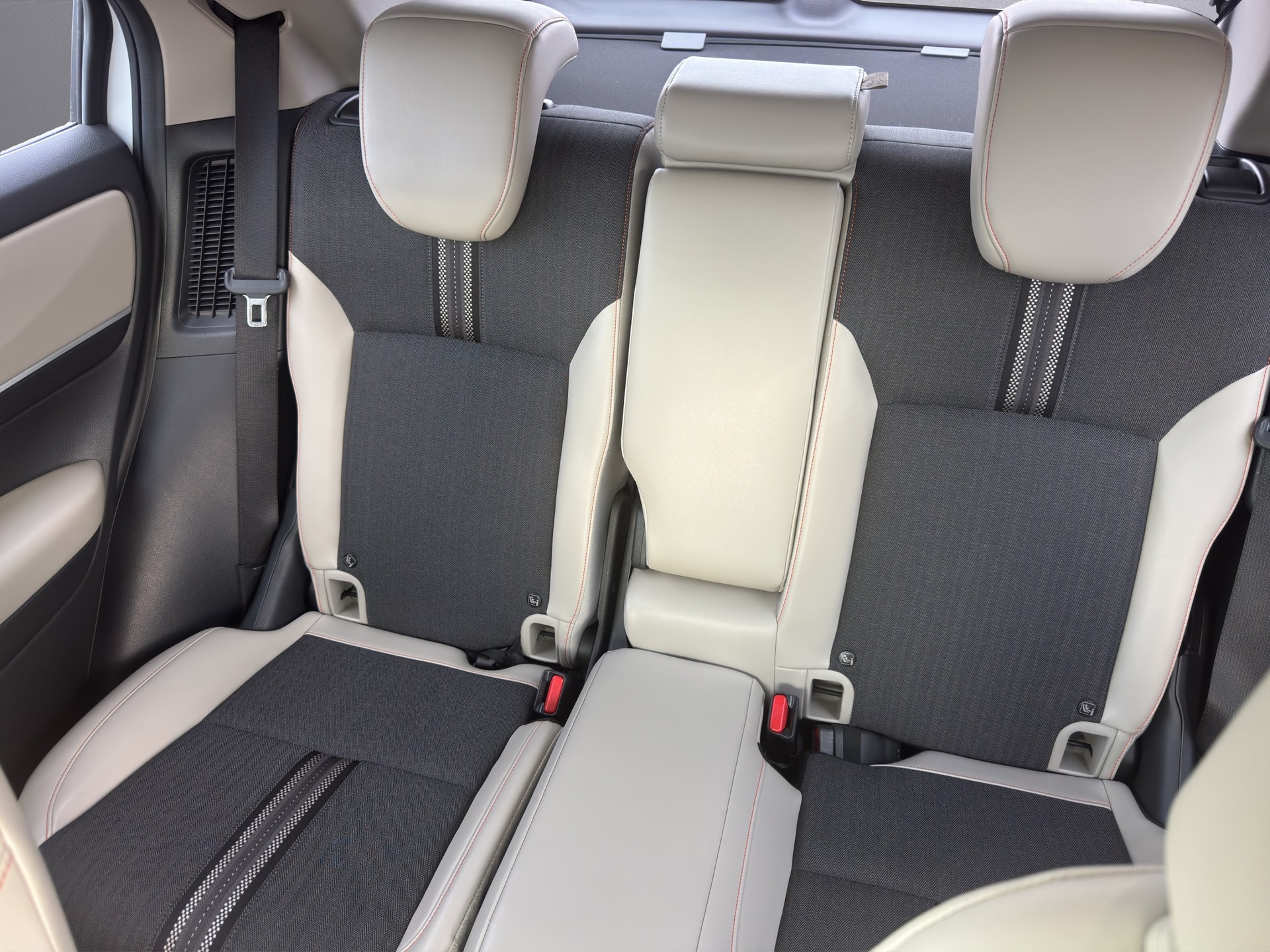 HONDA HR-V 1.5 i-MMD Advance Style-image-11