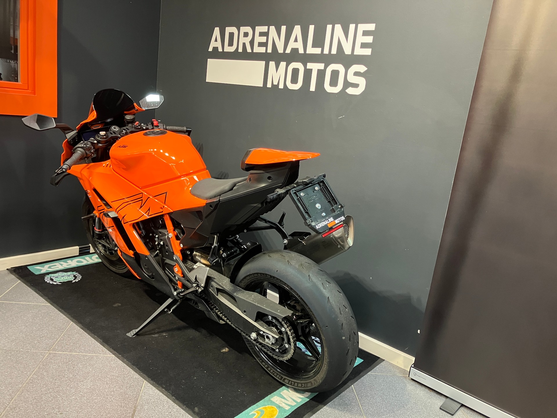 KTM 990 RC R-image-5