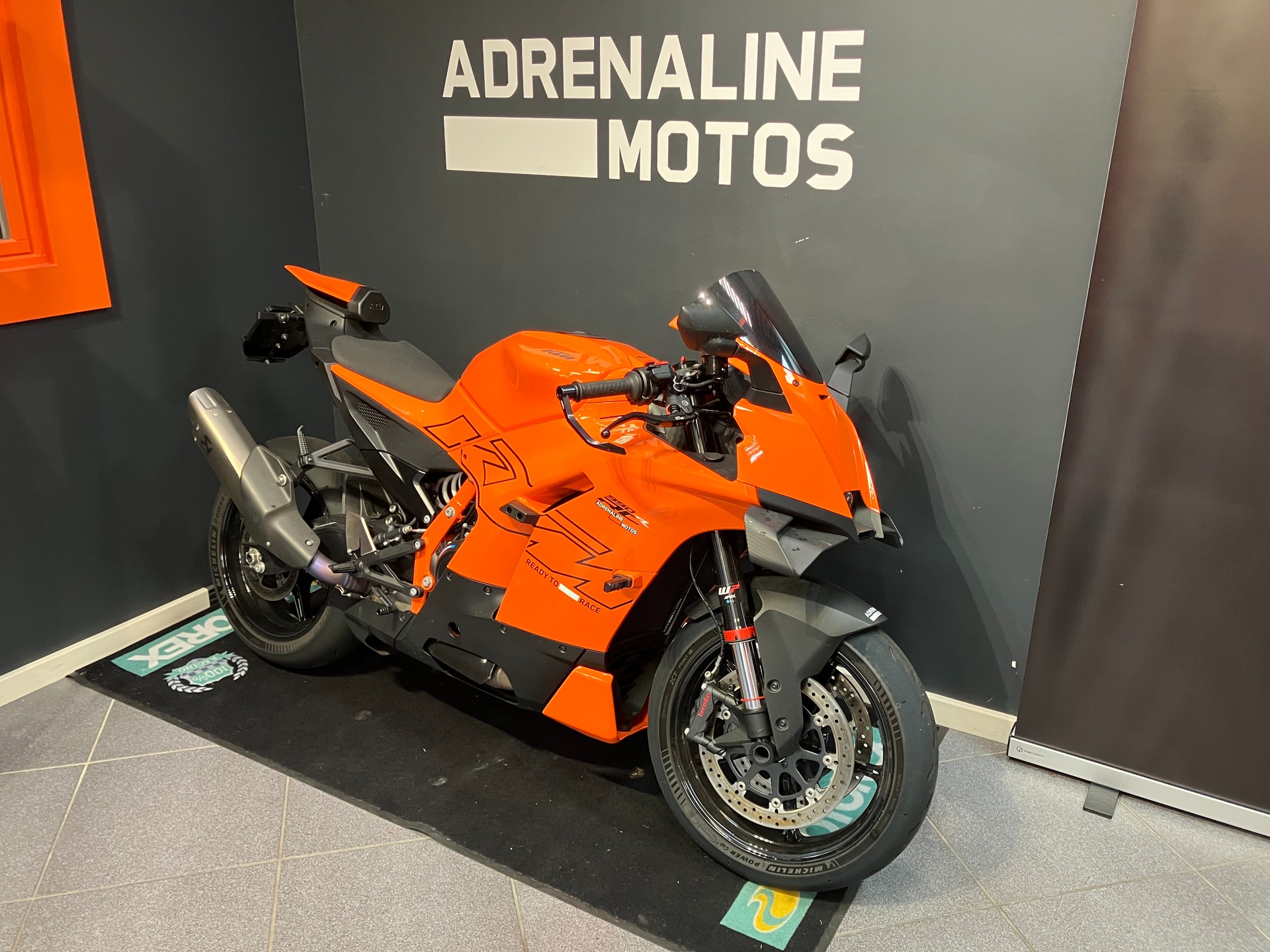 KTM 990 RC R-image-1