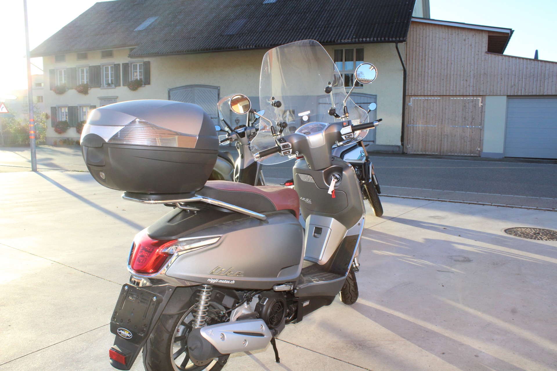 KYMCO Like 125i ABS Topcase & Noodoe-image-2
